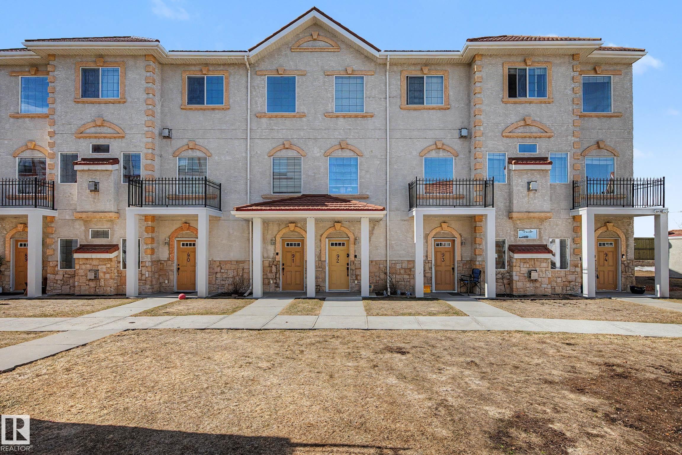 92 13825 155 Avenue, Edmonton, AB