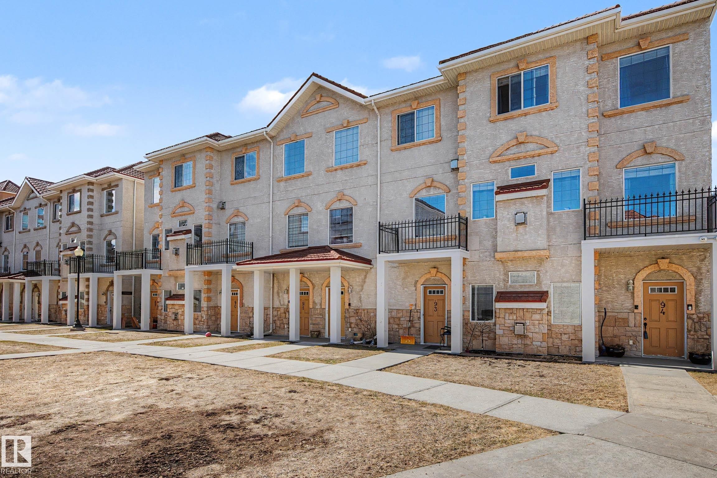 92 13825 155 Avenue, Edmonton, AB
