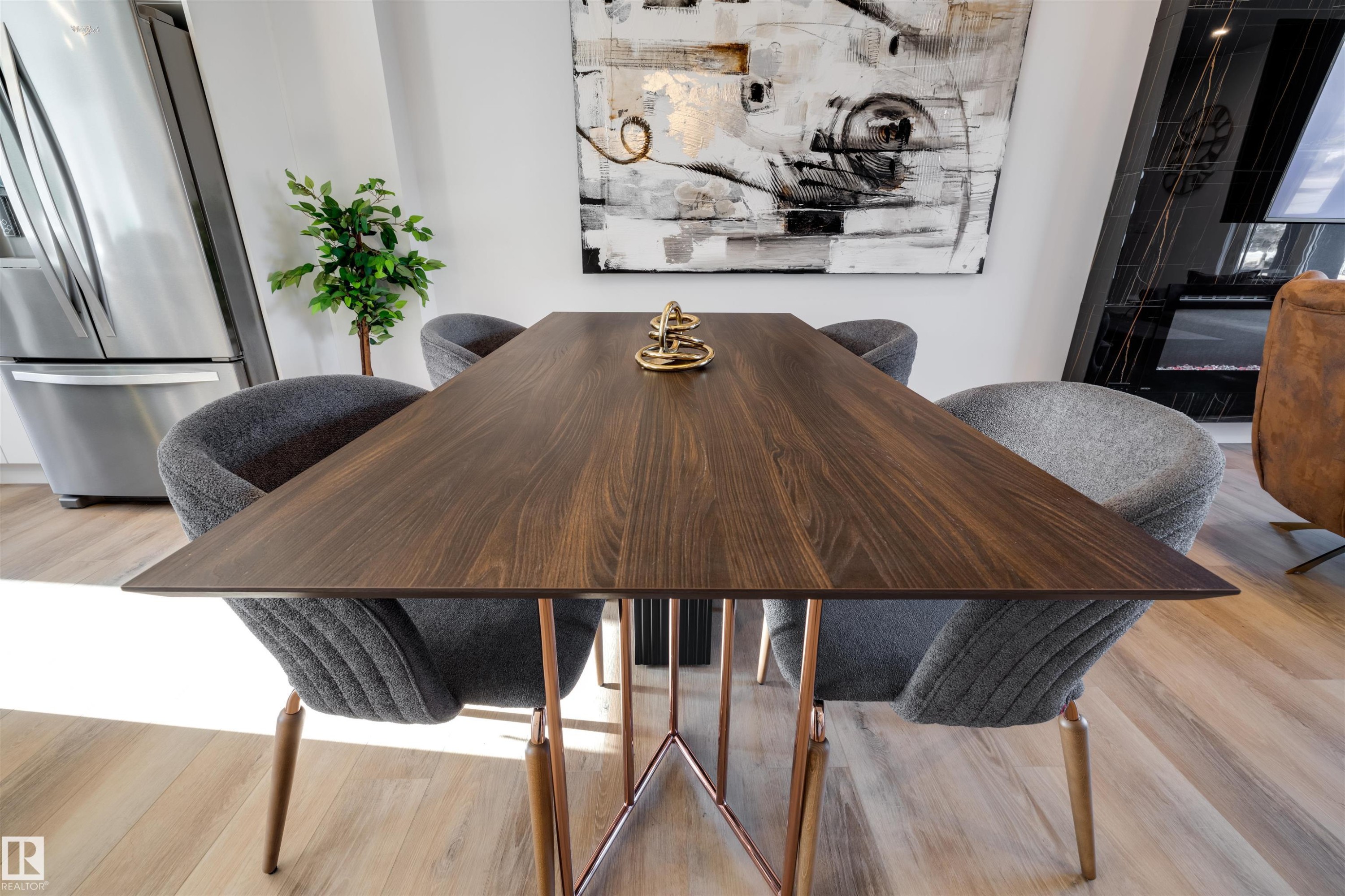 10814 108 Street, Edmonton, AB - Indoor Photo Showing Dining Room