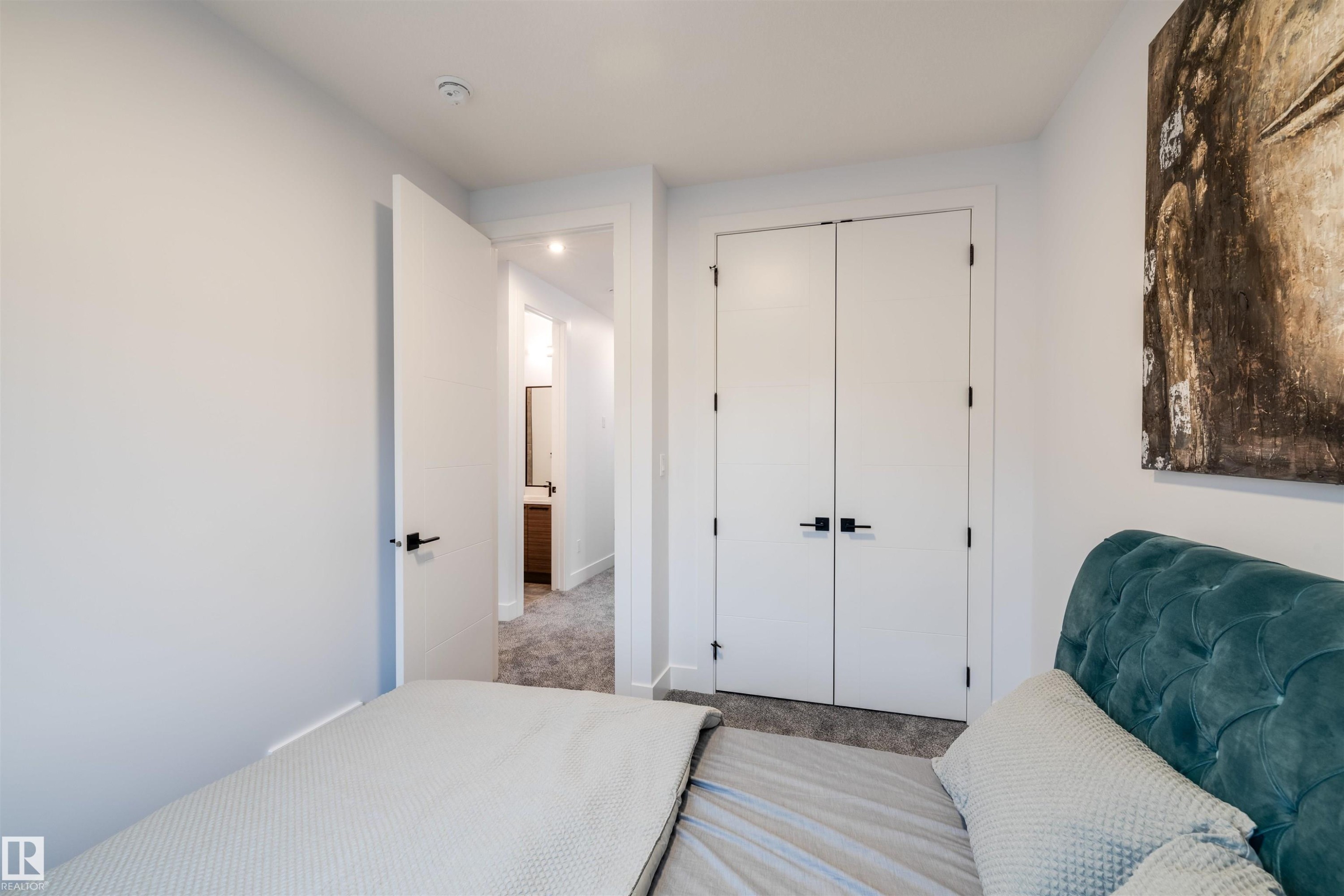 10814 108 Street, Edmonton, AB - Indoor Photo Showing Bedroom