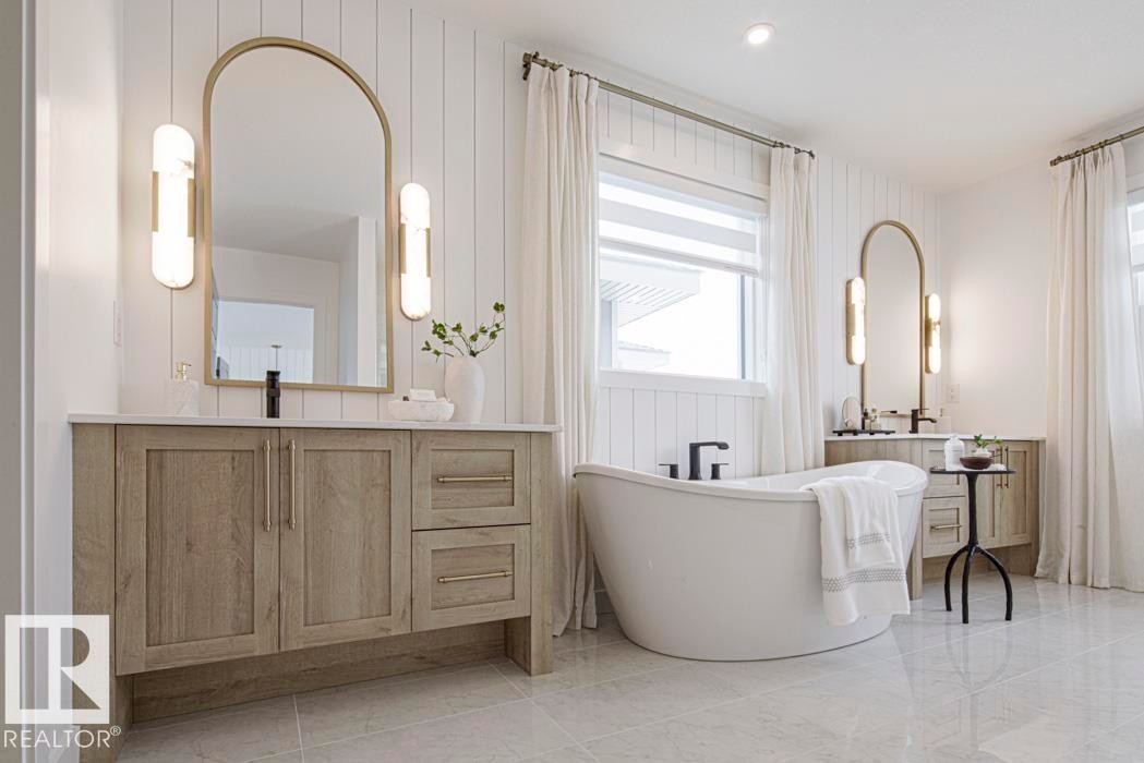 4551 Warbler Loop, Edmonton, AB - Indoor Photo Showing Bathroom