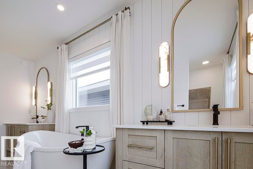 4551 Warbler Loop, Edmonton, AB - Indoor Photo Showing Bathroom