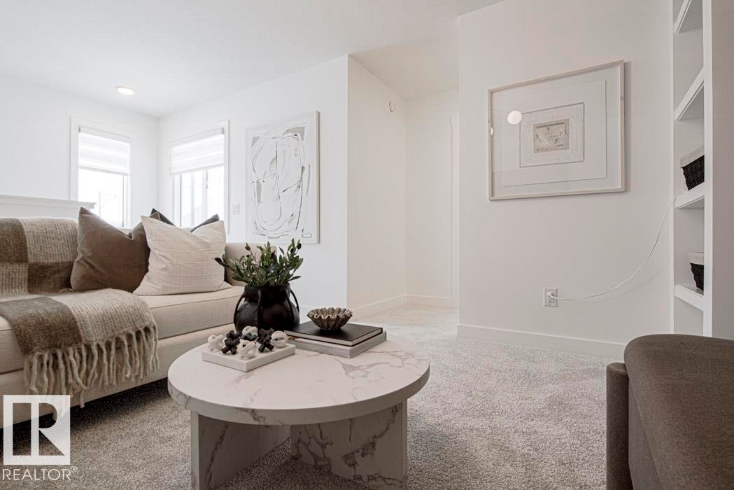 4551 Warbler Loop, Edmonton, AB - Indoor Photo Showing Living Room