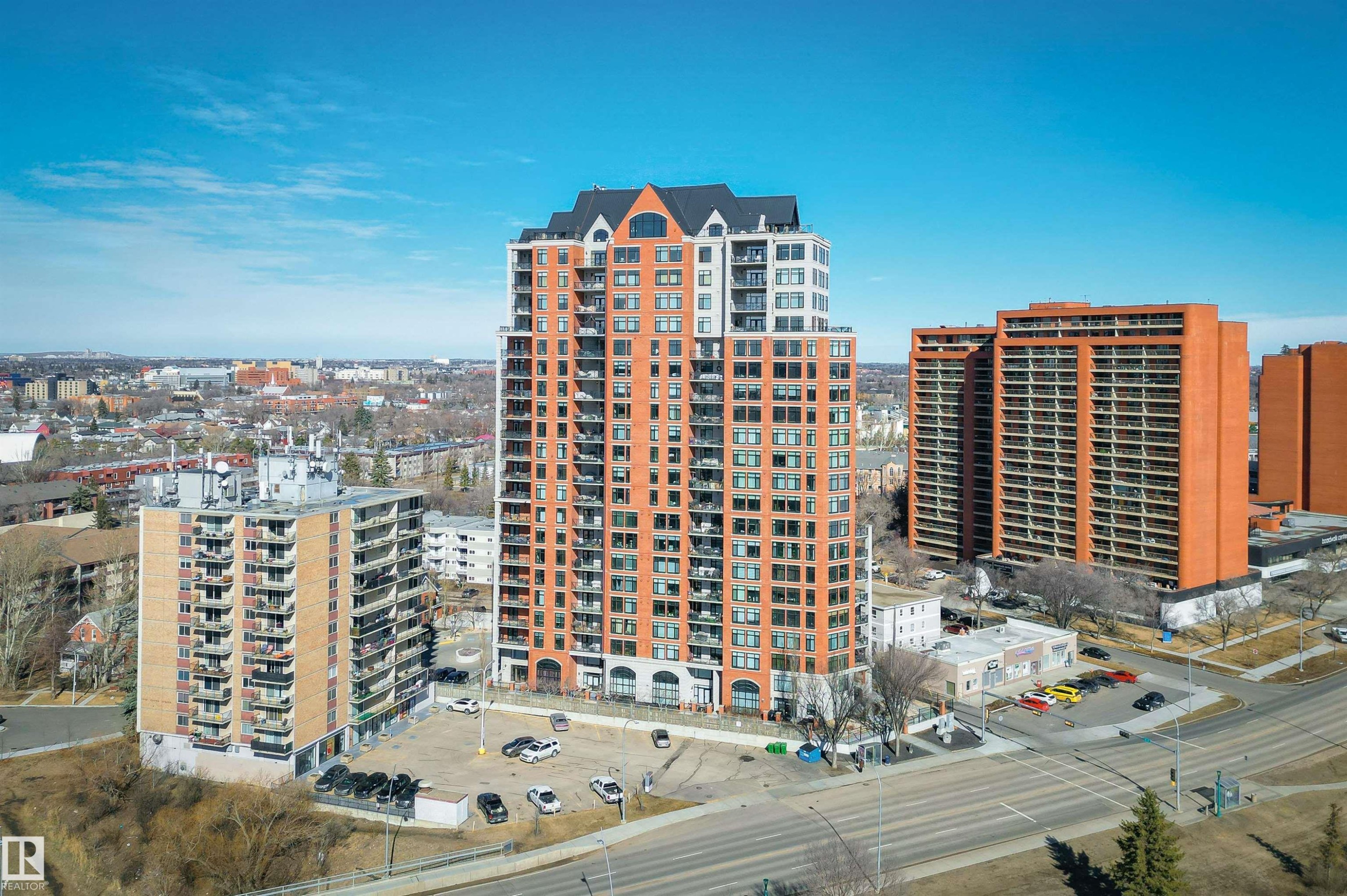 1003 9020 Jasper Avenue, Edmonton, AB - Outdoor With Facade