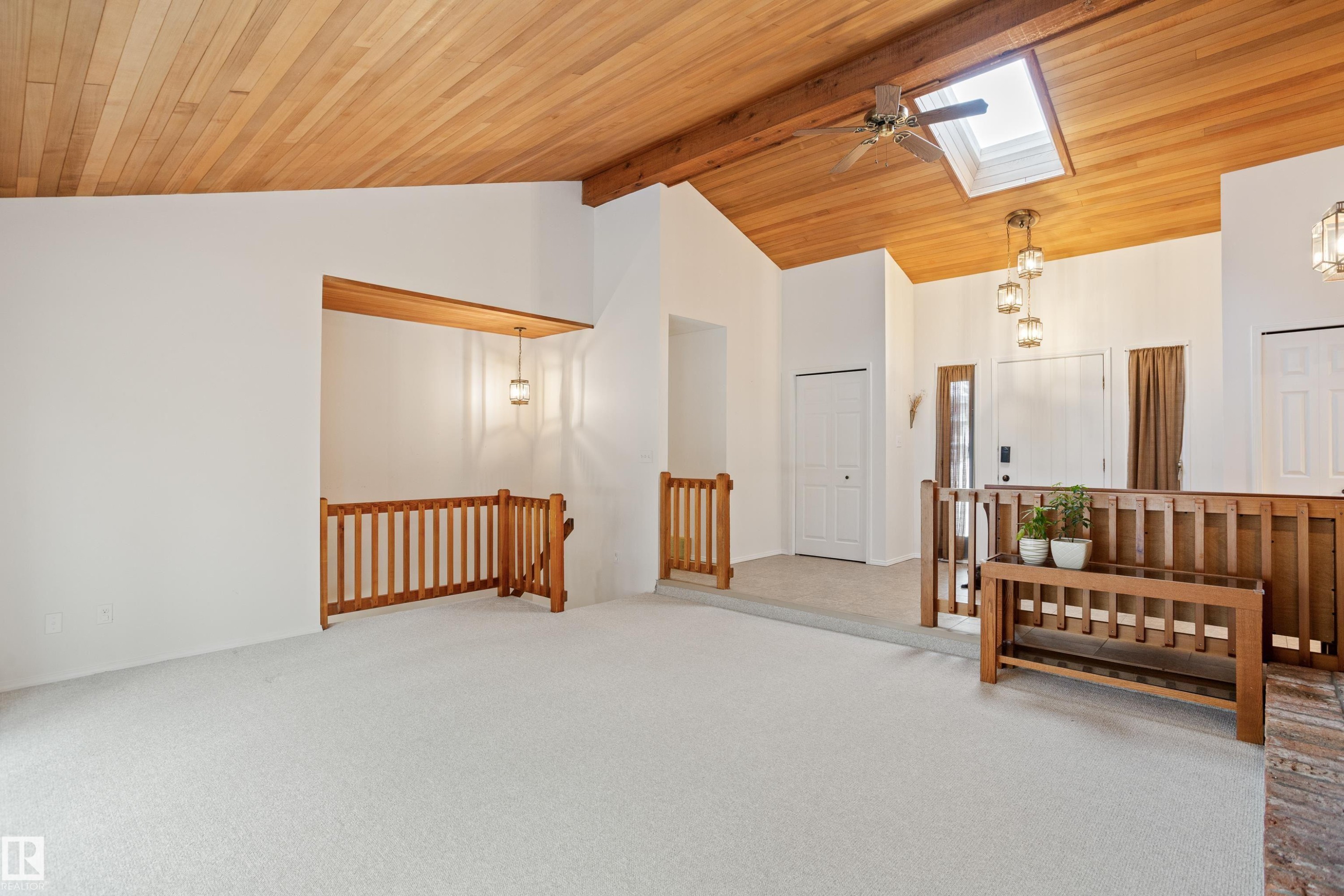 258 Greenoch Crescent, Edmonton, AB - Indoor Photo Showing Other Room