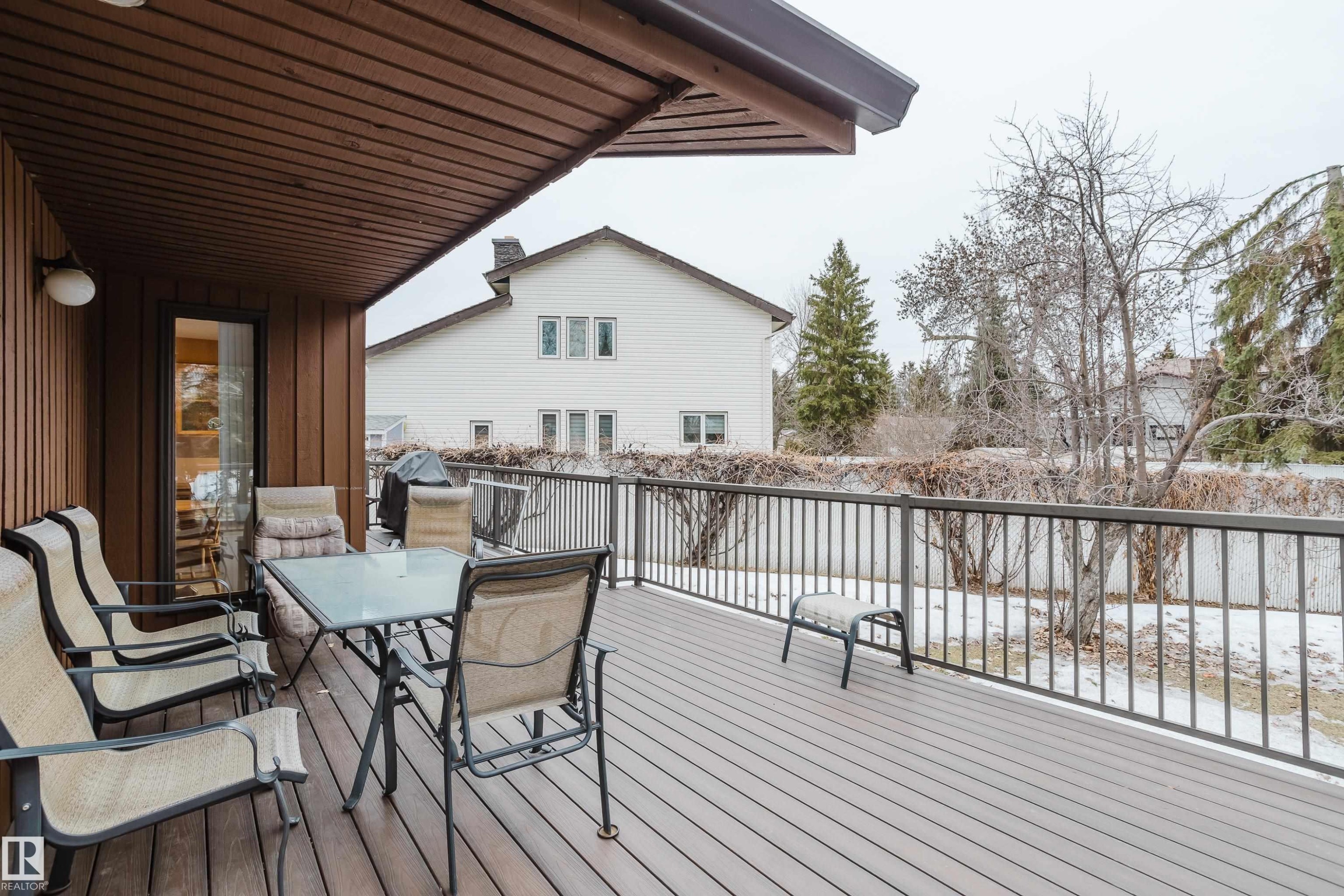 258 Greenoch Crescent, Edmonton, AB - Outdoor With Deck Patio Veranda With Exterior
