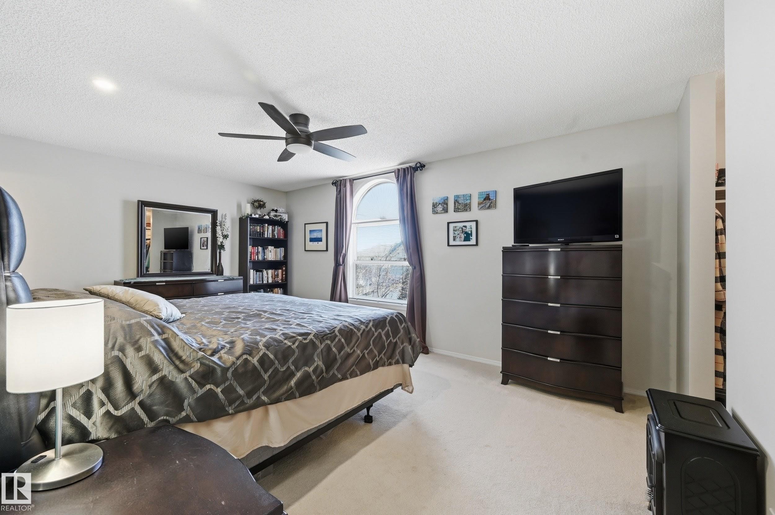 109 1670 Jamha Road Nw, Edmonton, AB - Indoor Photo Showing Bedroom