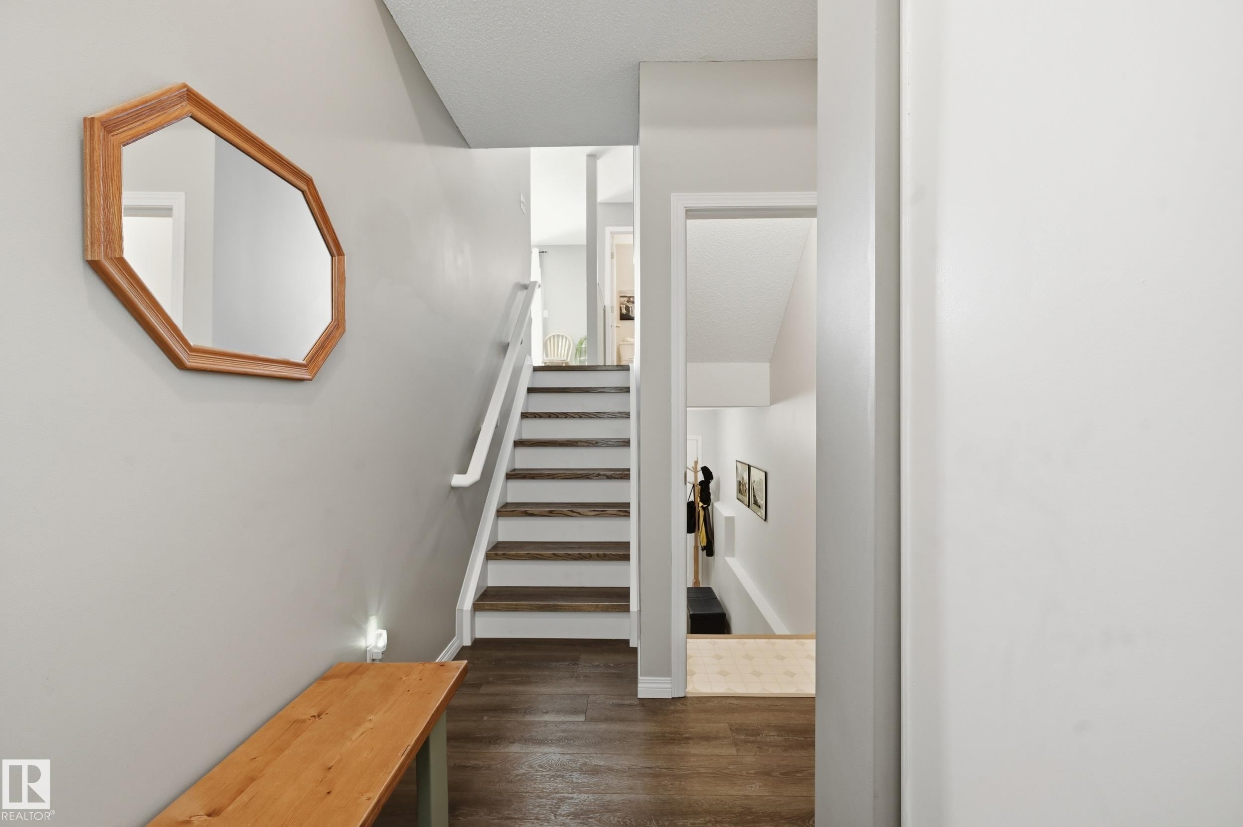 109 1670 Jamha Road Nw, Edmonton, AB - Indoor Photo Showing Other Room