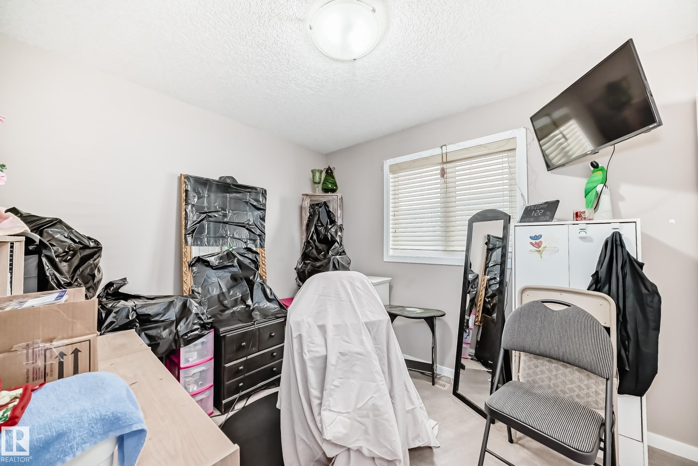 16737 60St, Edmonton, AB - Indoor Photo Showing Other Room