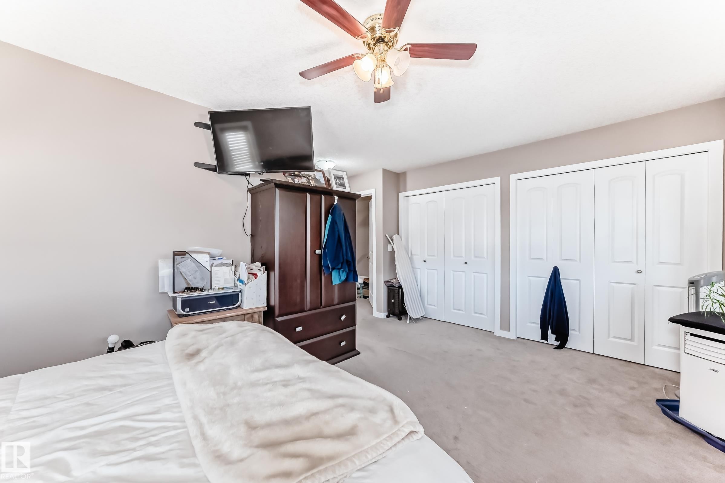 16737 60St, Edmonton, AB - Indoor Photo Showing Bedroom