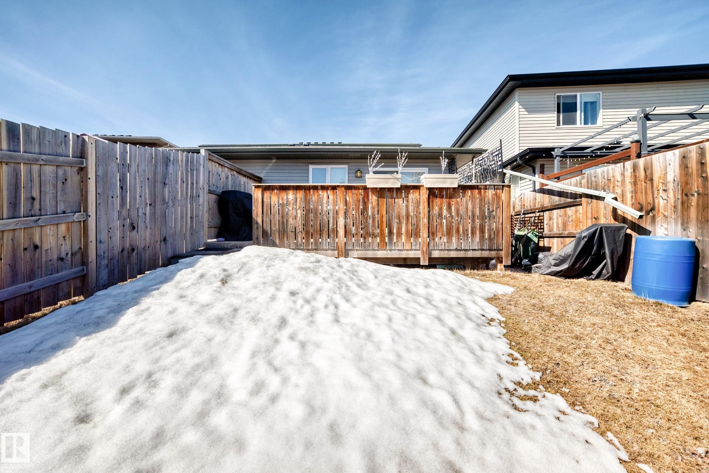16737 60St, Edmonton, AB - Outdoor With Exterior
