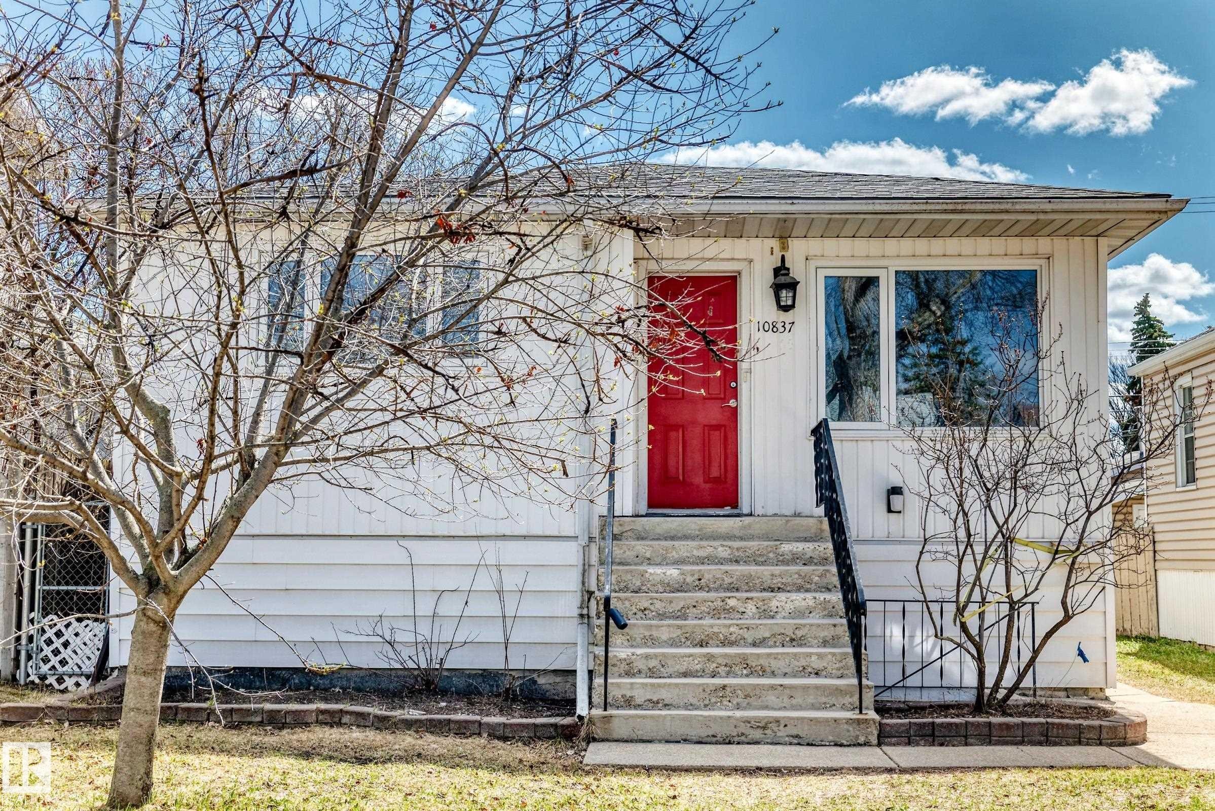 10837 65 Avenue, Edmonton, AB - Outdoor