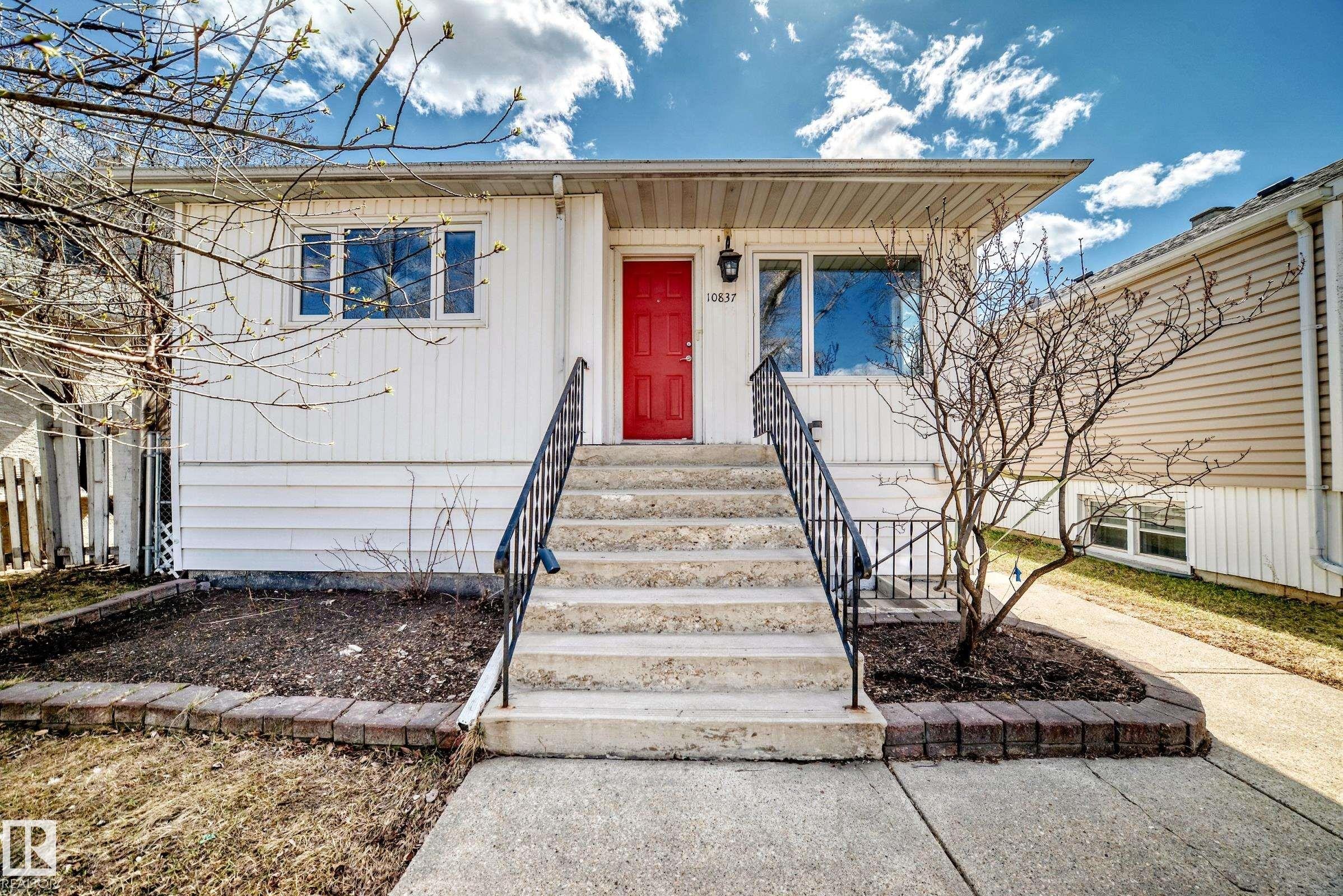 10837 65 Avenue, Edmonton, AB - Outdoor