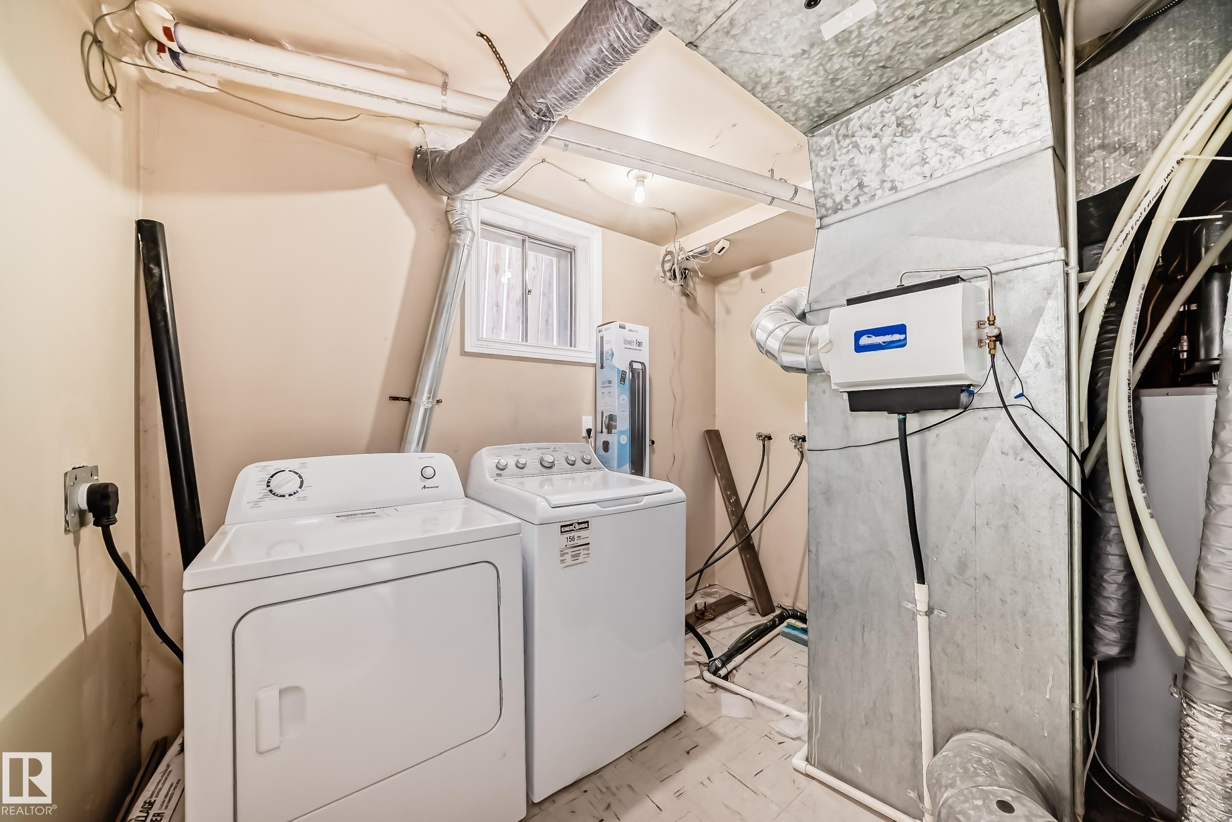 10837 65 Avenue, Edmonton, AB - Indoor Photo Showing Laundry Room