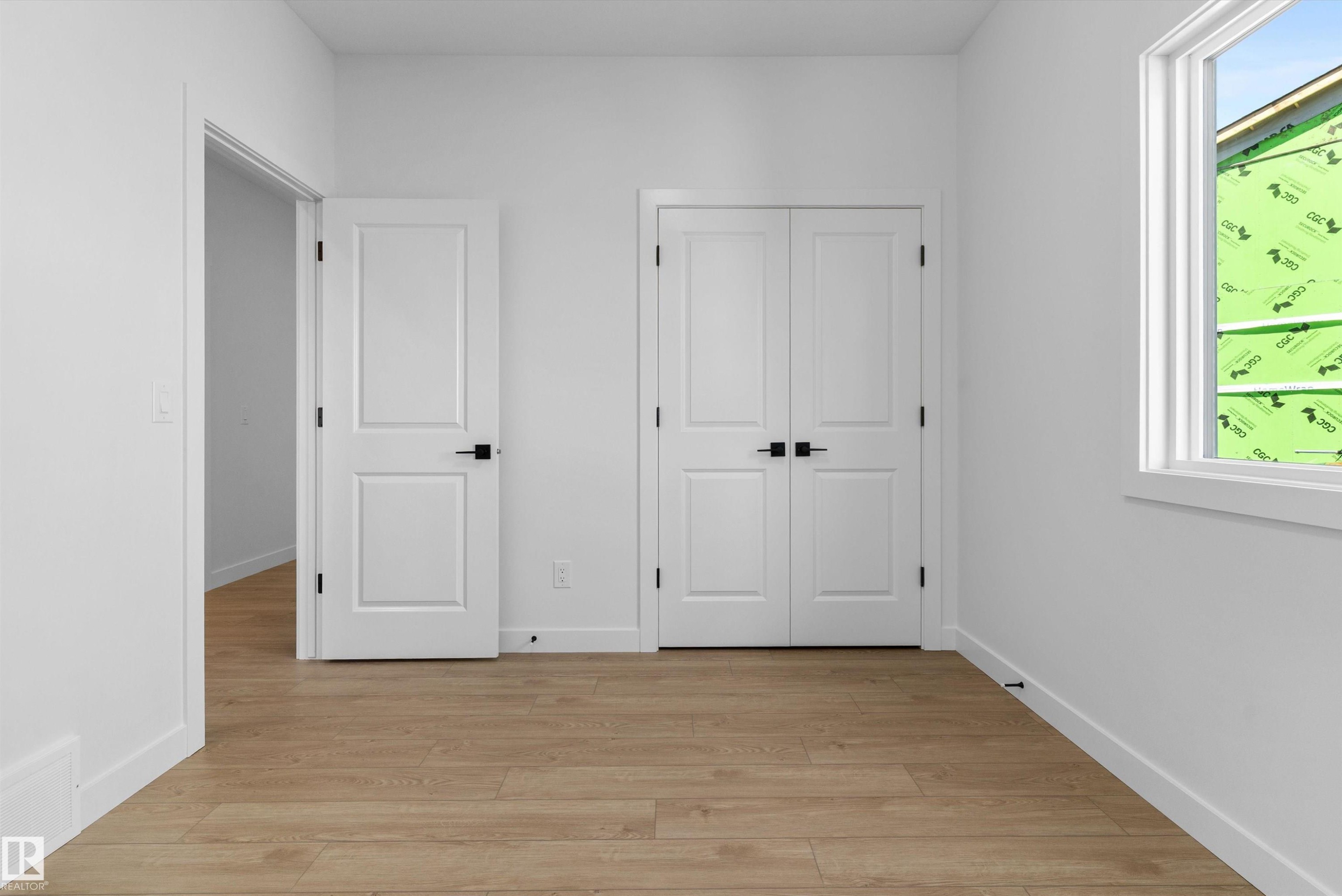 20707 40 Avenue, Edmonton, AB