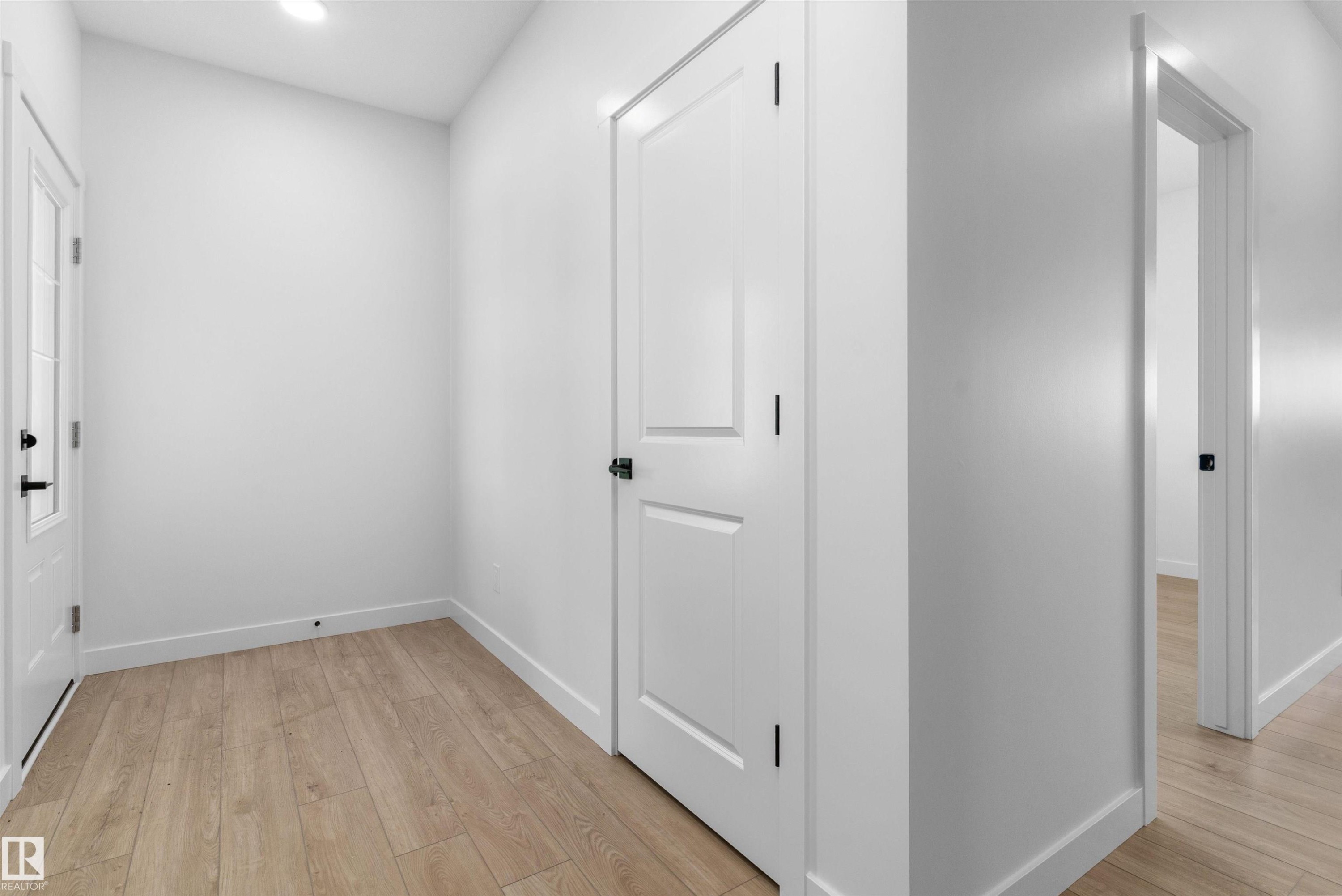 20707 40 Avenue, Edmonton, AB