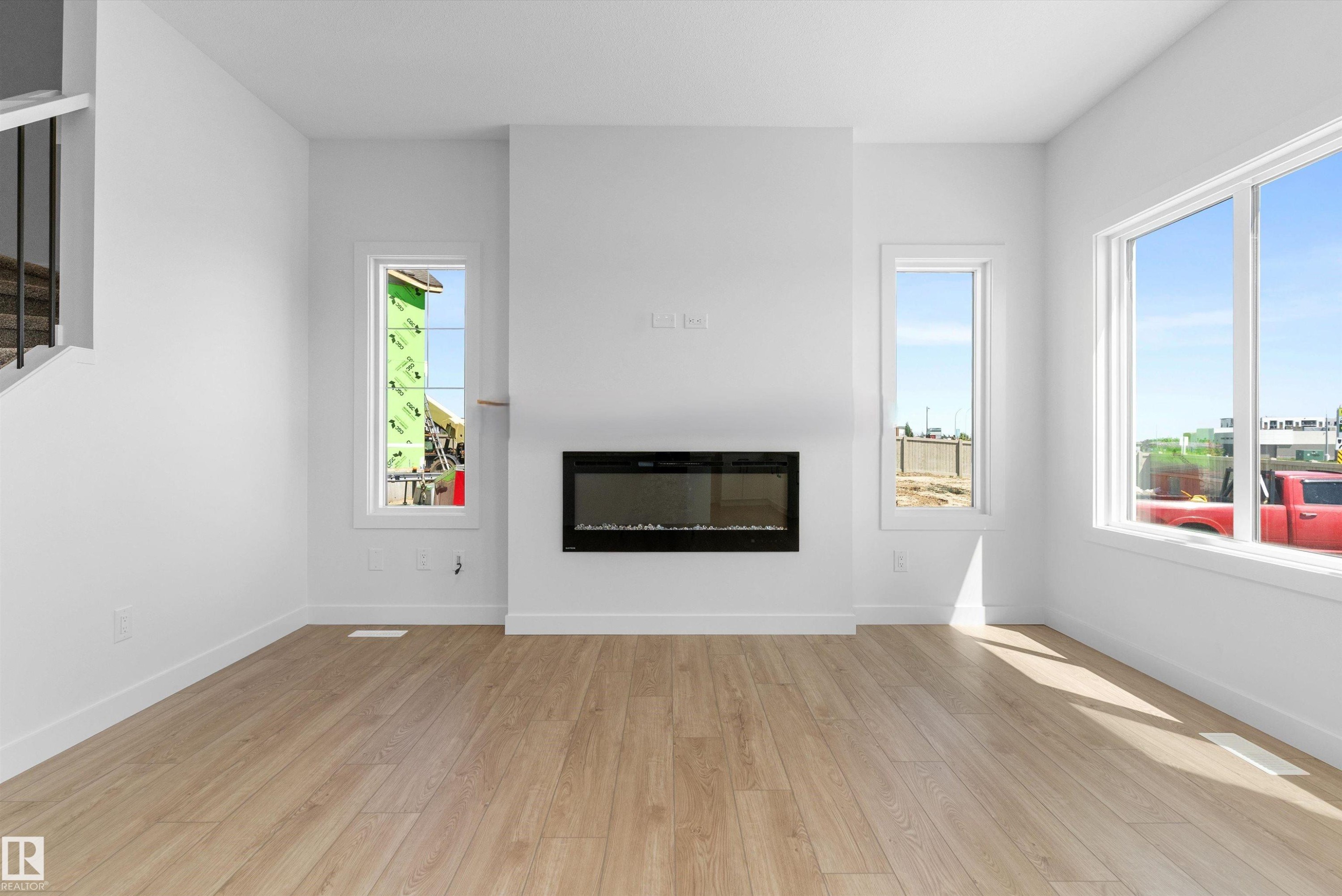 20707 40 Avenue, Edmonton, AB