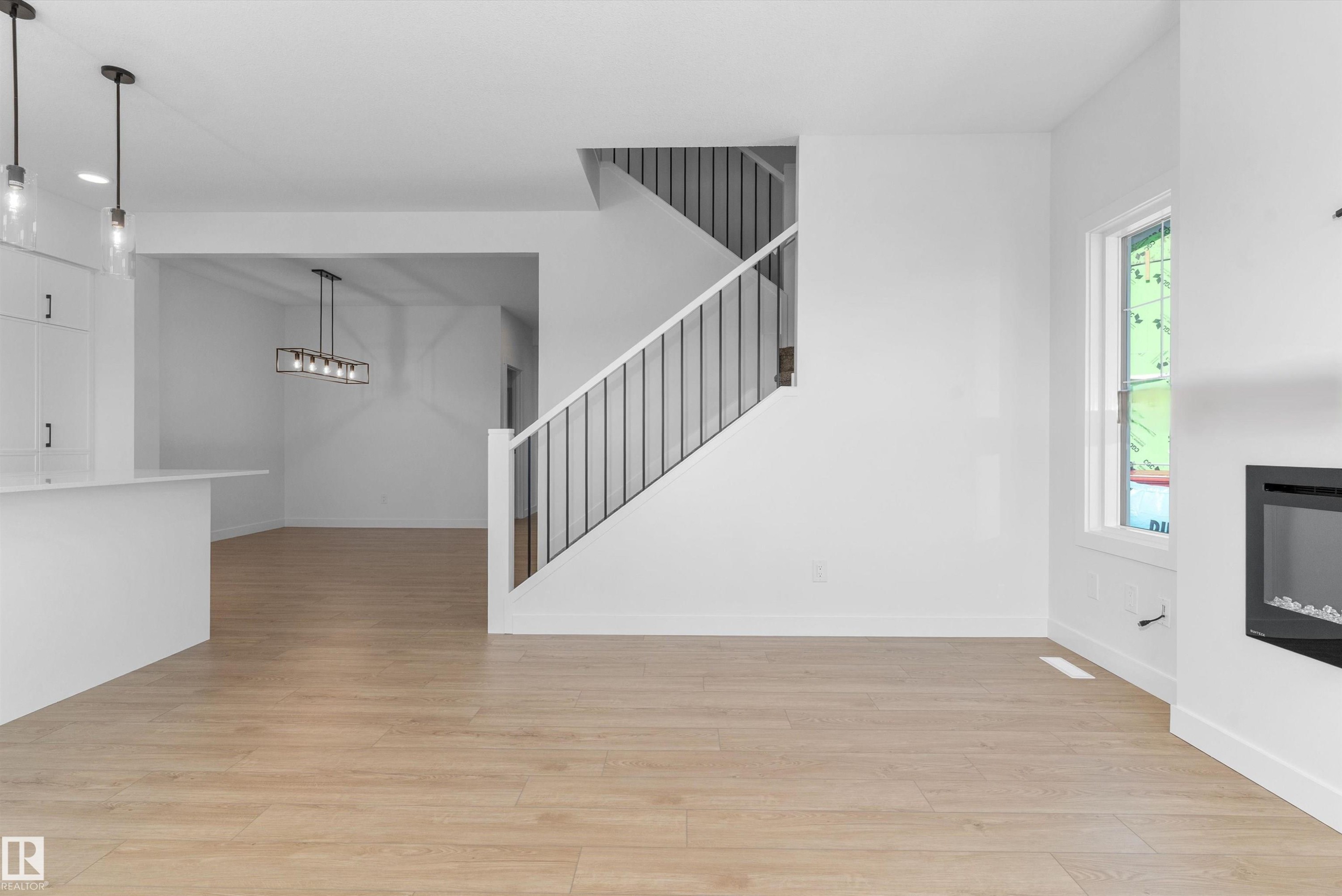 20707 40 Avenue, Edmonton, AB