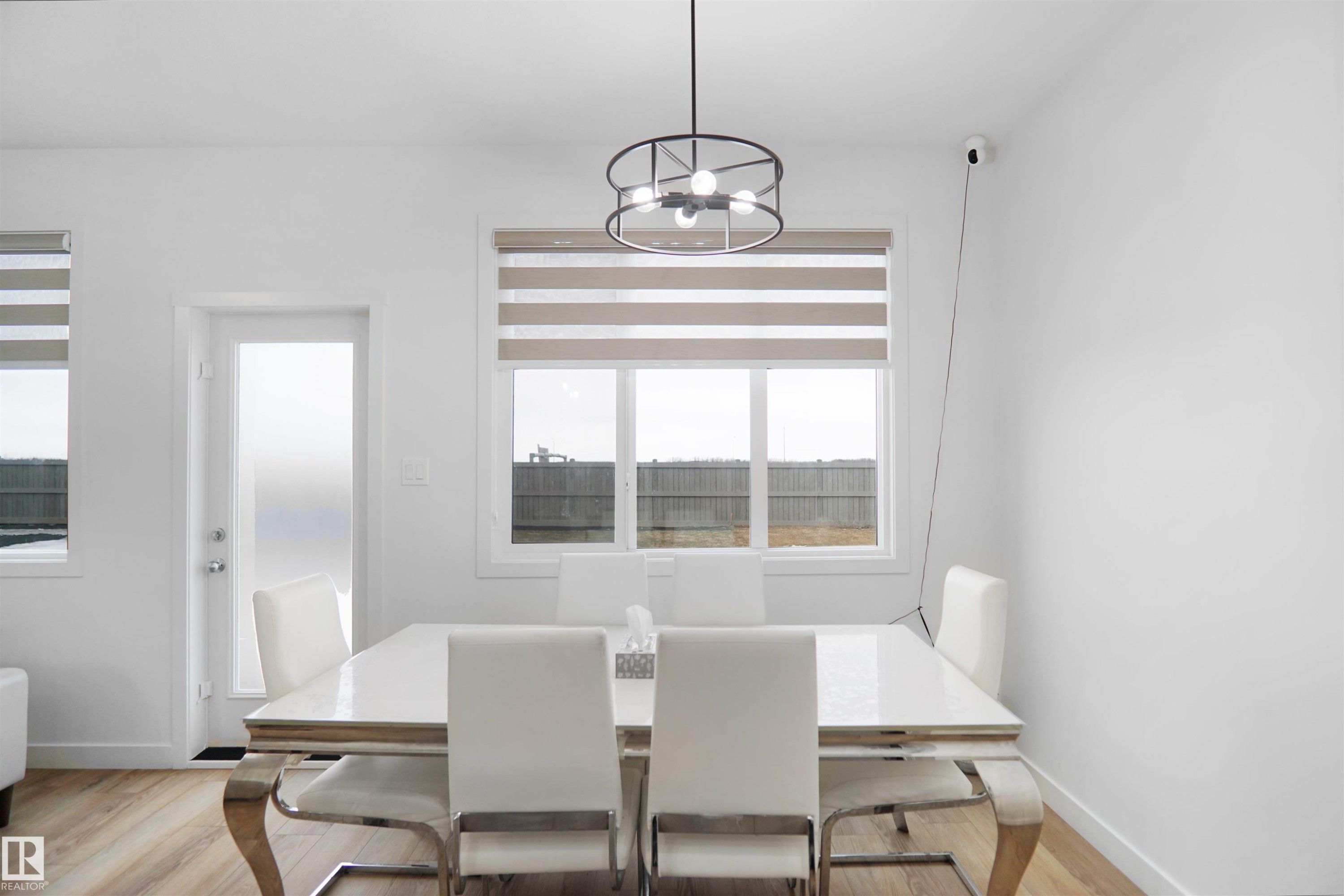 7216 182 Avenue, Edmonton, AB - Indoor Photo Showing Dining Room