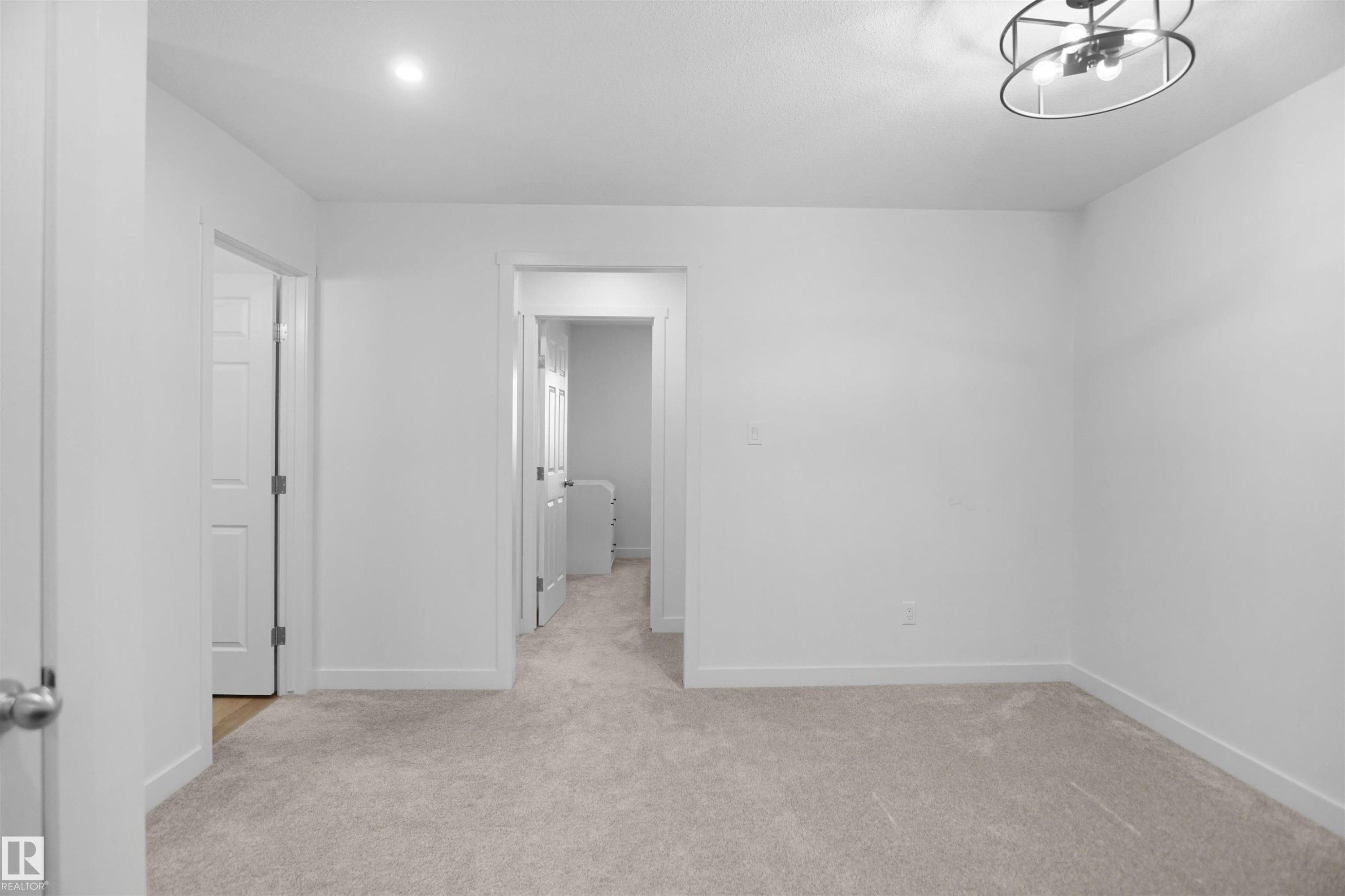 7216 182 Avenue, Edmonton, AB - Indoor Photo Showing Other Room