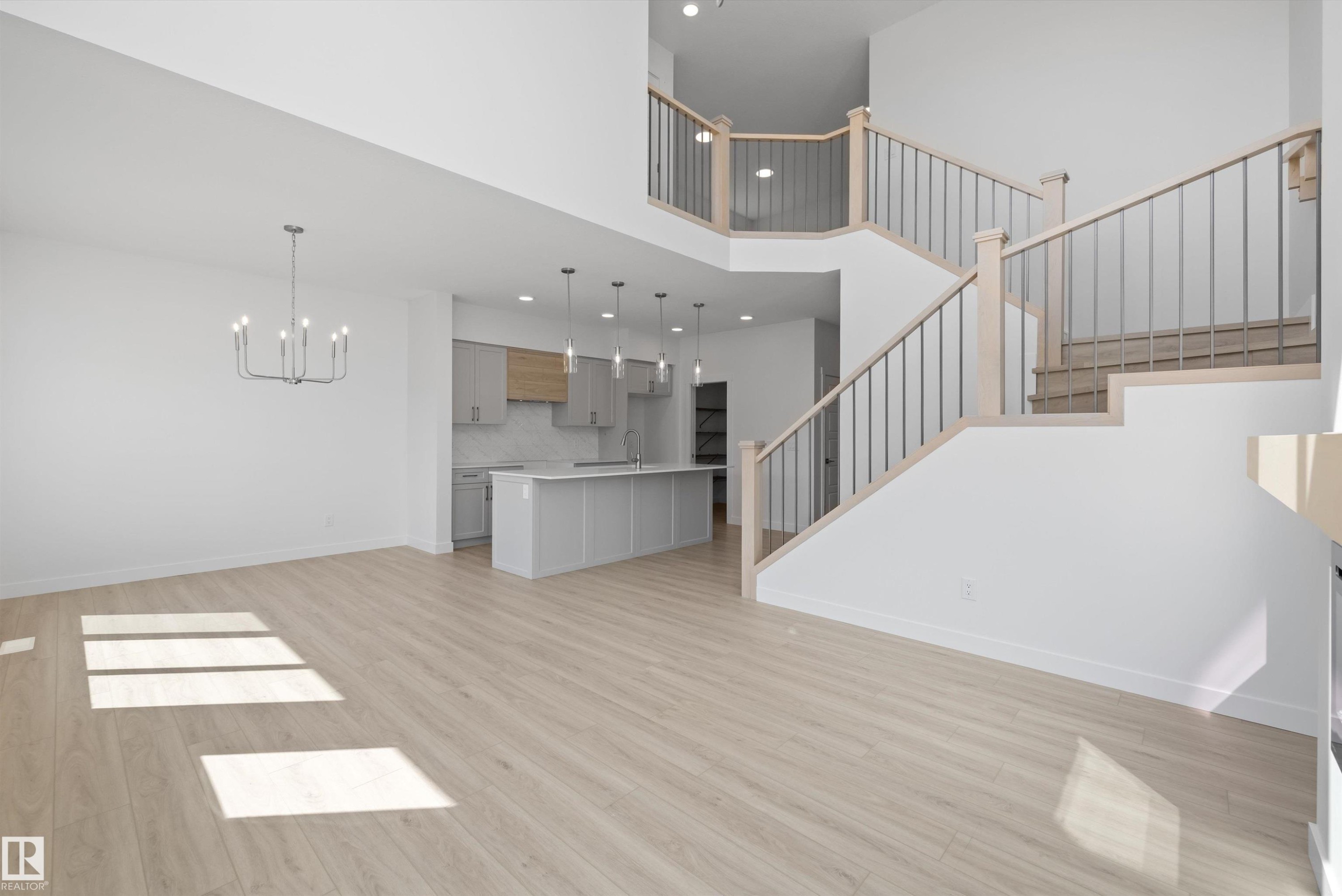 5011 Cawsey Link Sw, Edmonton, AB - Indoor