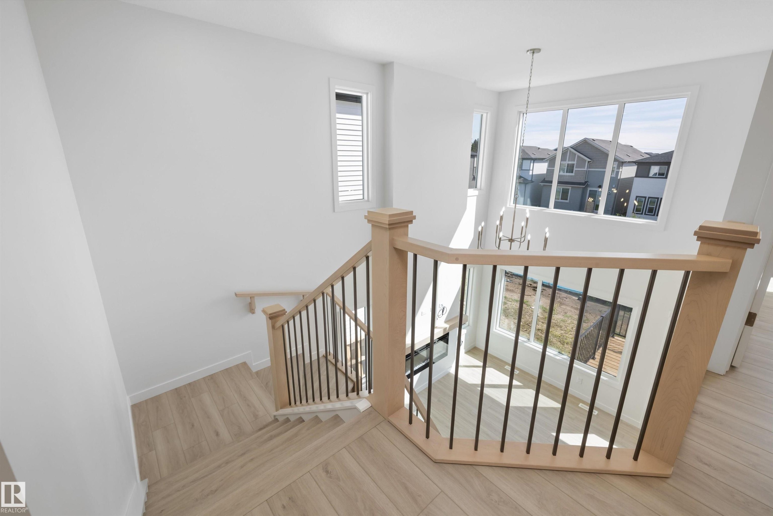 5011 Cawsey Link Sw, Edmonton, AB - Indoor Photo Showing Other Room