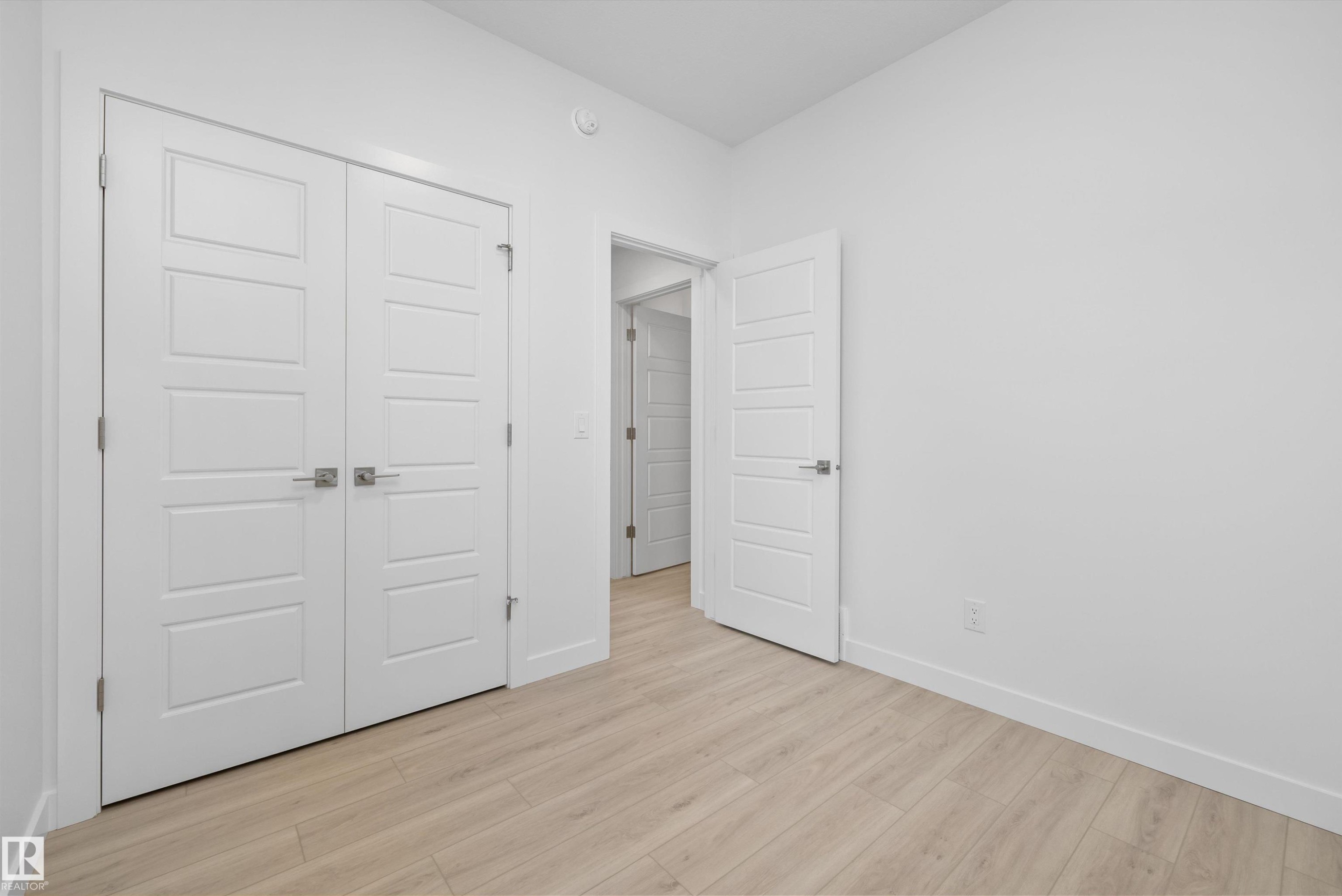 5011 Cawsey Link Sw, Edmonton, AB - Indoor Photo Showing Other Room