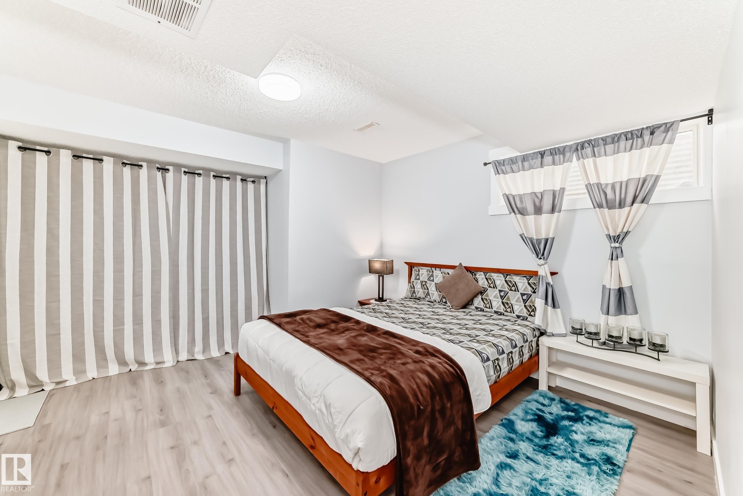 5920 Rue Eaglemont, Beaumont, AB - Indoor Photo Showing Bedroom