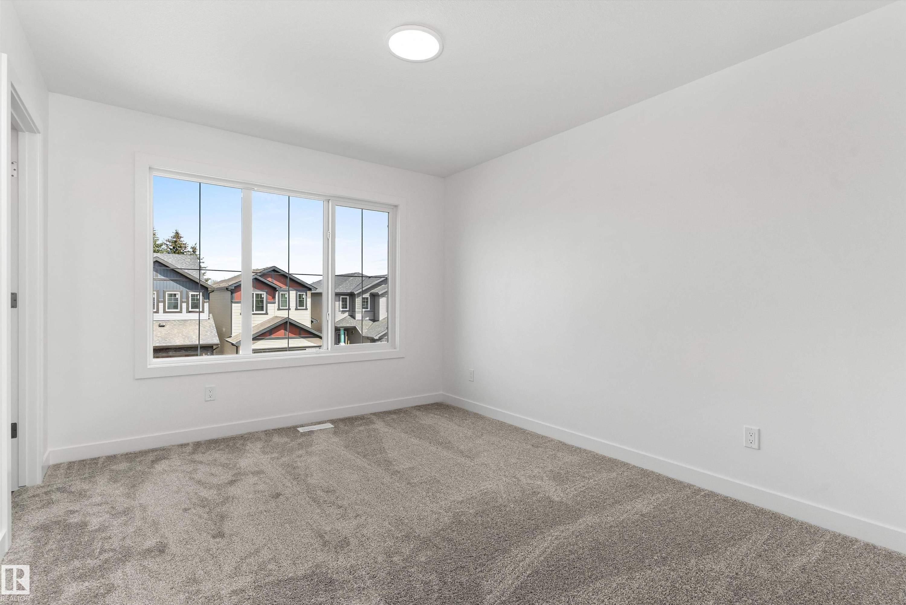 20635 43 Avenue, Edmonton, AB - Indoor Photo Showing Other Room