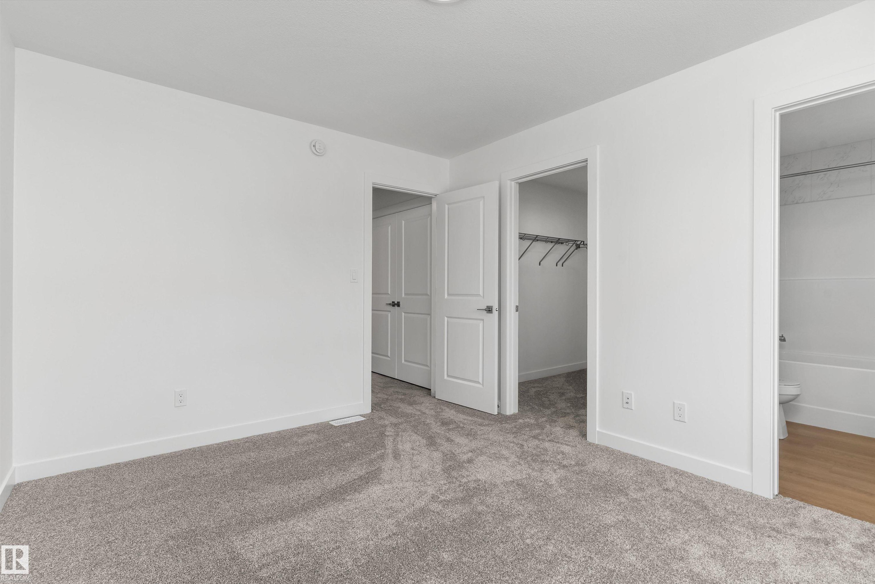 20635 43 Avenue, Edmonton, AB - Indoor Photo Showing Other Room