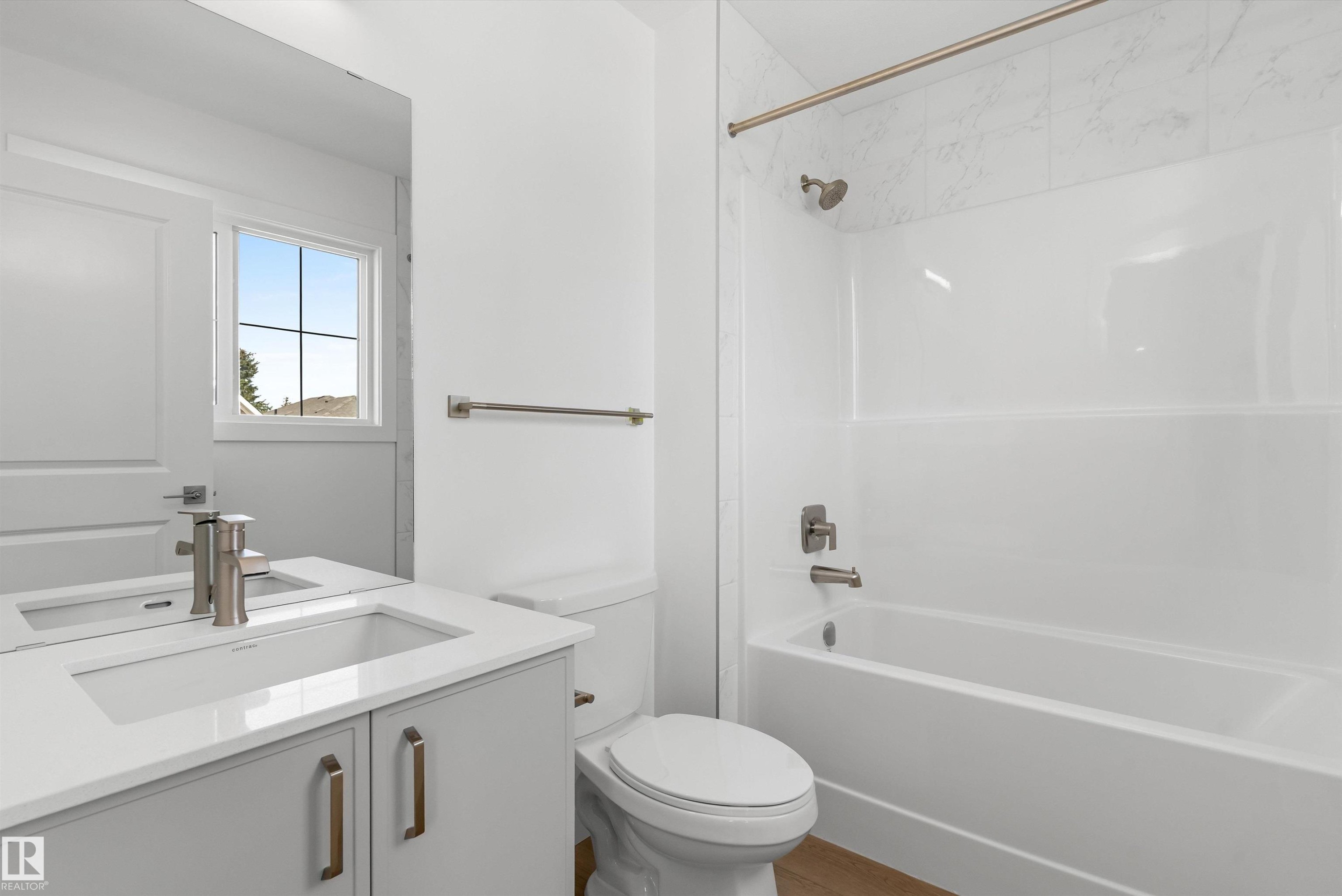 20635 43 Avenue, Edmonton, AB - Indoor Photo Showing Bathroom