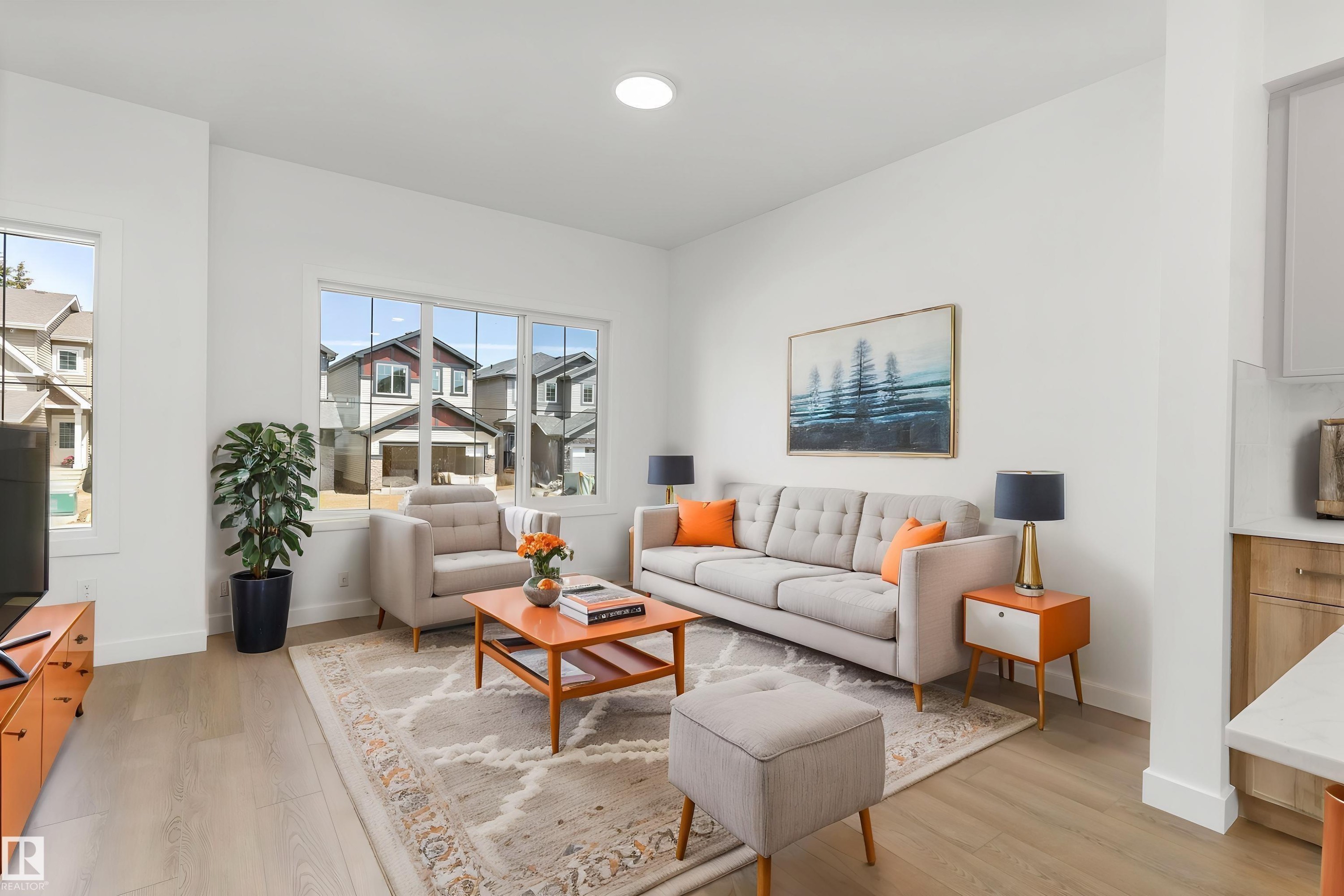 20635 43 Avenue, Edmonton, AB - Indoor Photo Showing Living Room