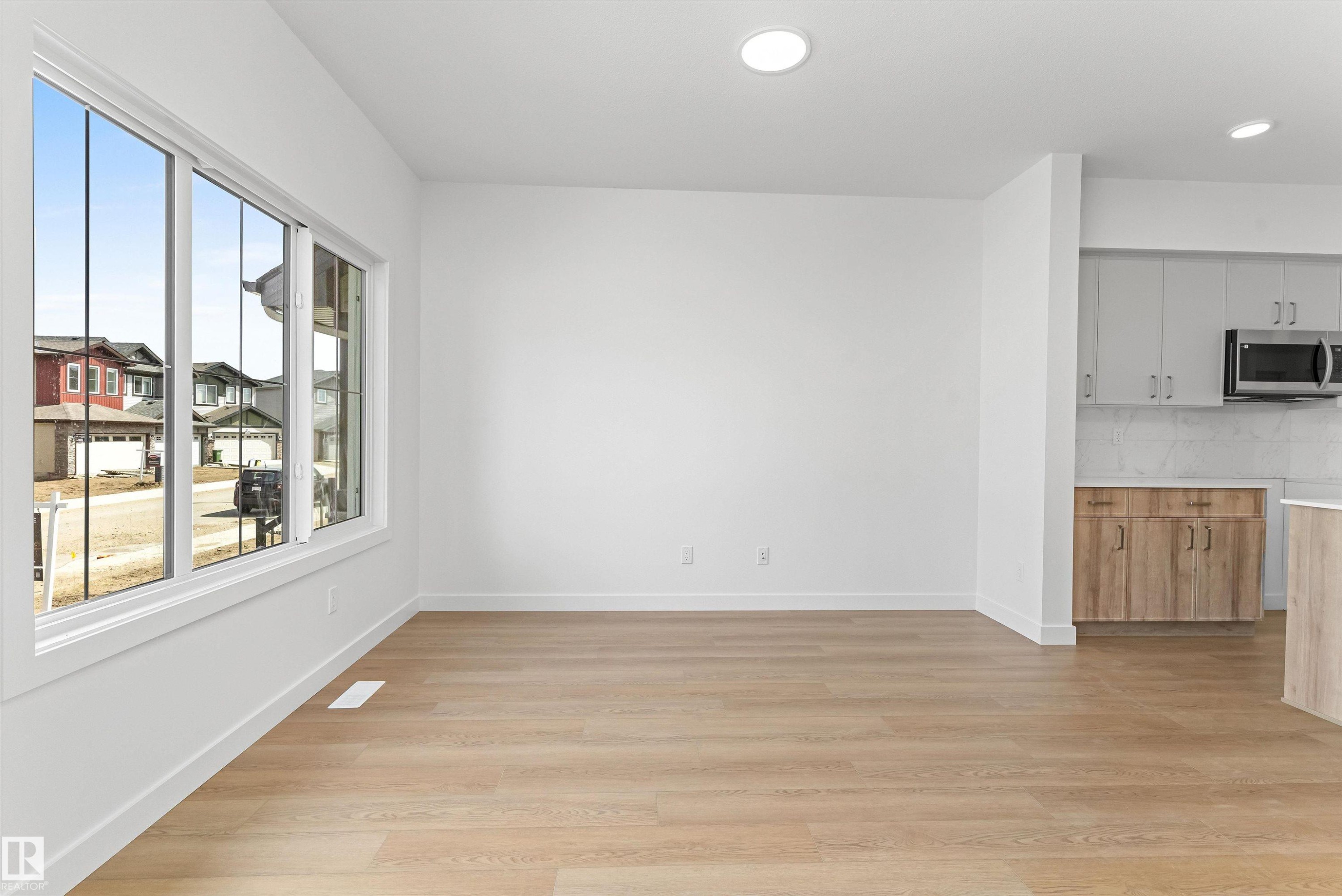 20635 43 Avenue, Edmonton, AB - Indoor