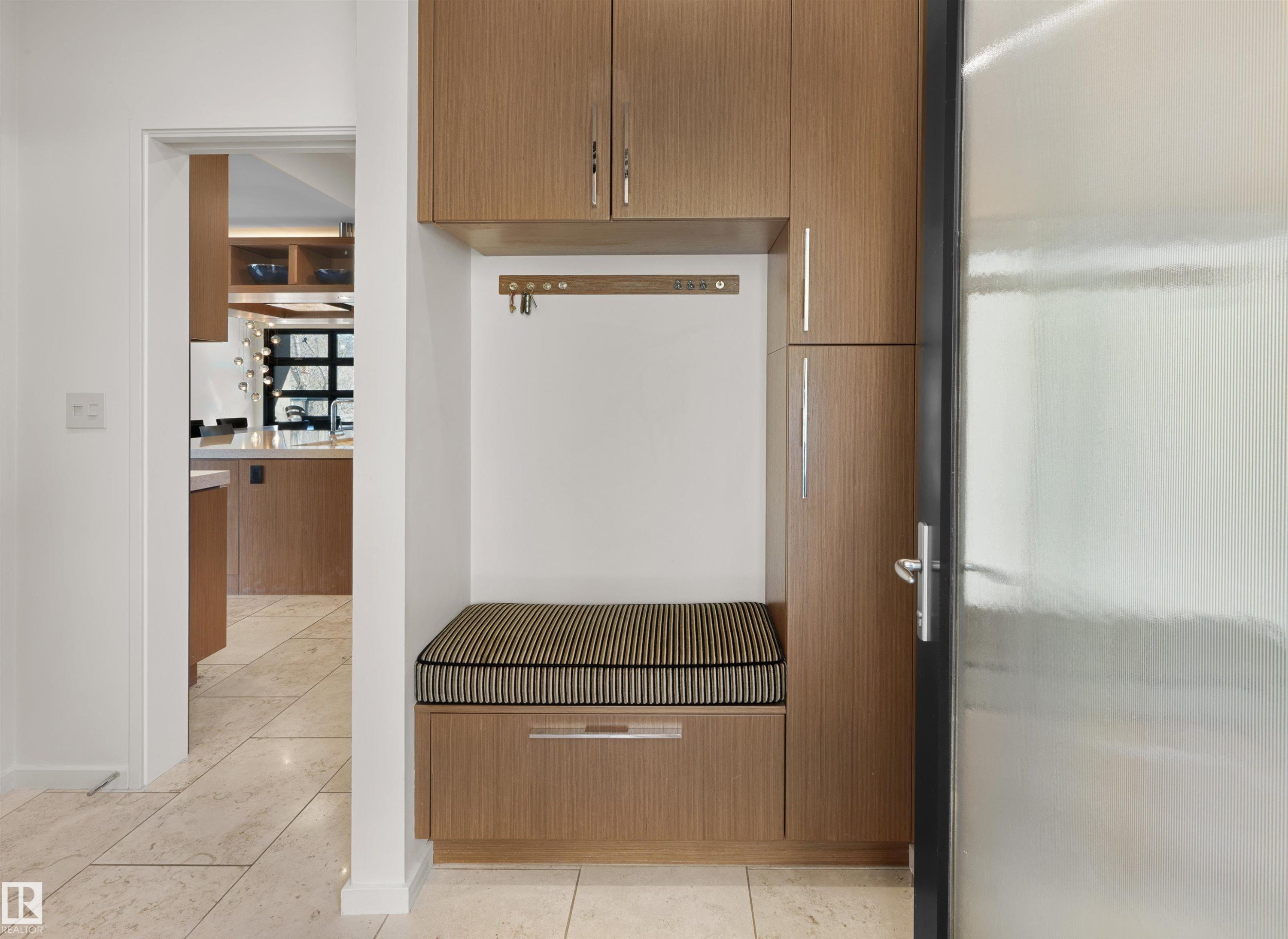 9651 87 Avenue, Edmonton, AB - Indoor