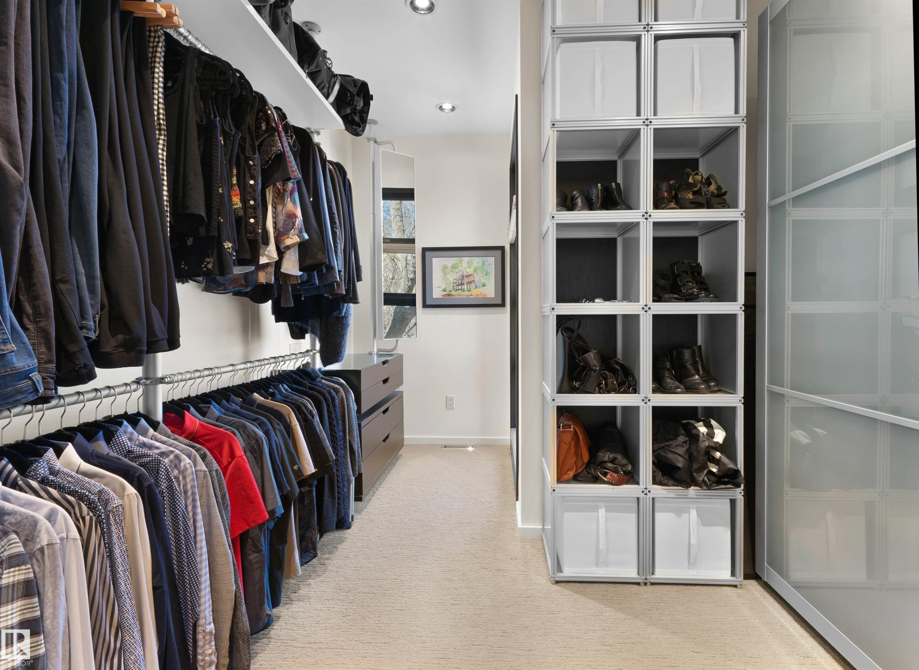 9651 87 Avenue, Edmonton, AB - Indoor With Storage