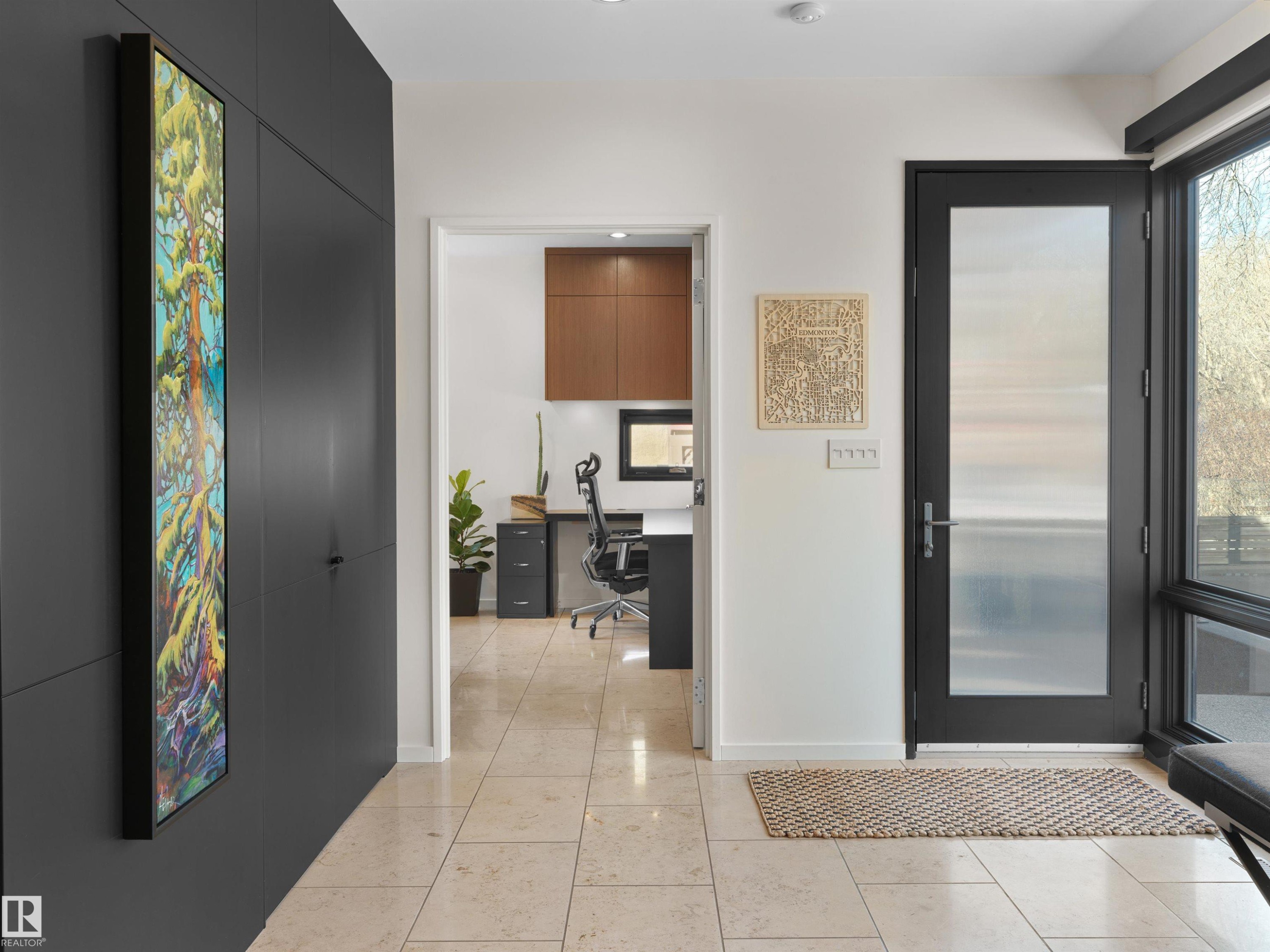 9651 87 Avenue, Edmonton, AB - Indoor Photo Showing Other Room