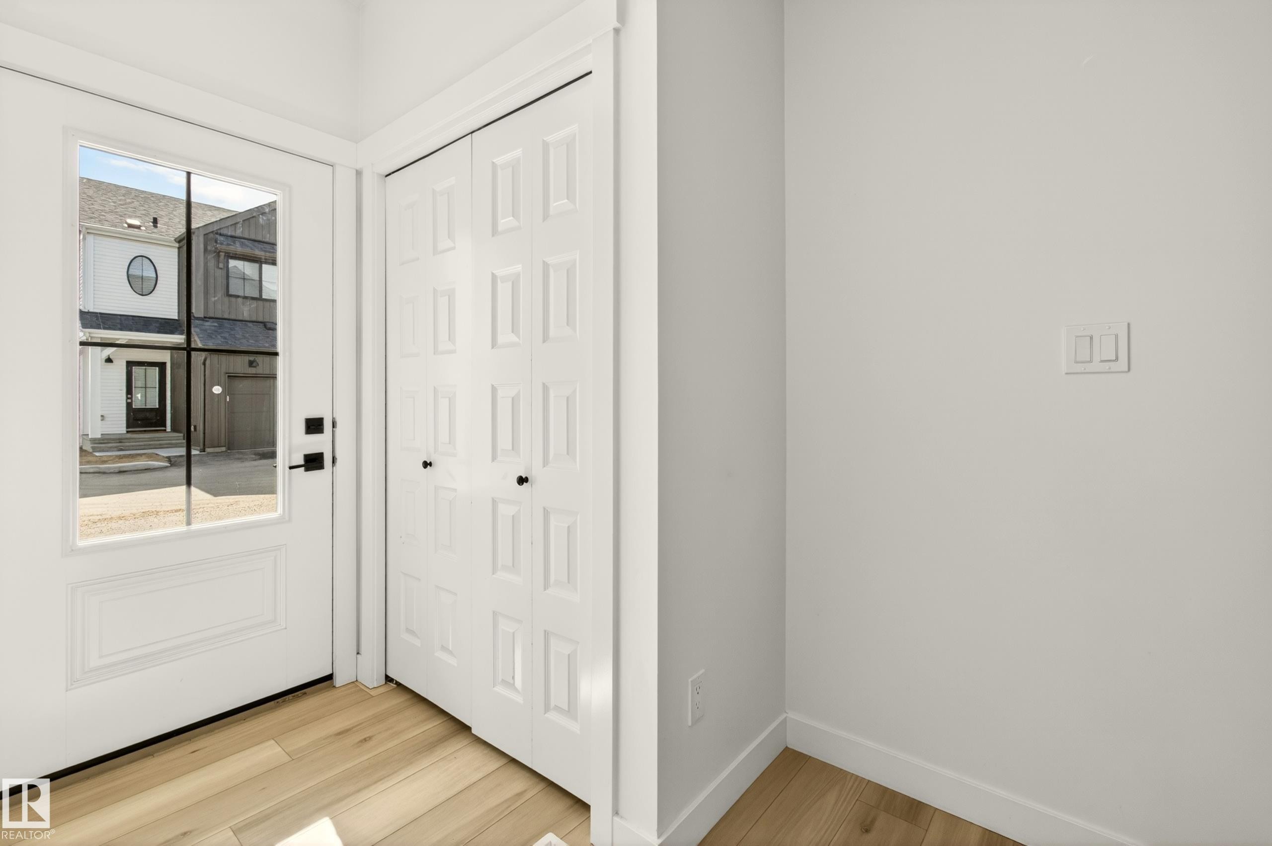 Unit 9 1910 Collip View, Edmonton, AB - Indoor Photo Showing Other Room