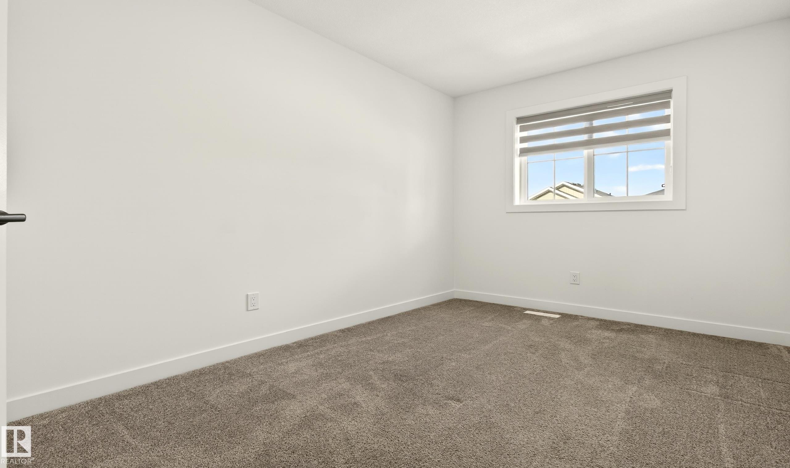 Unit 9 1910 Collip View, Edmonton, AB - Indoor Photo Showing Other Room