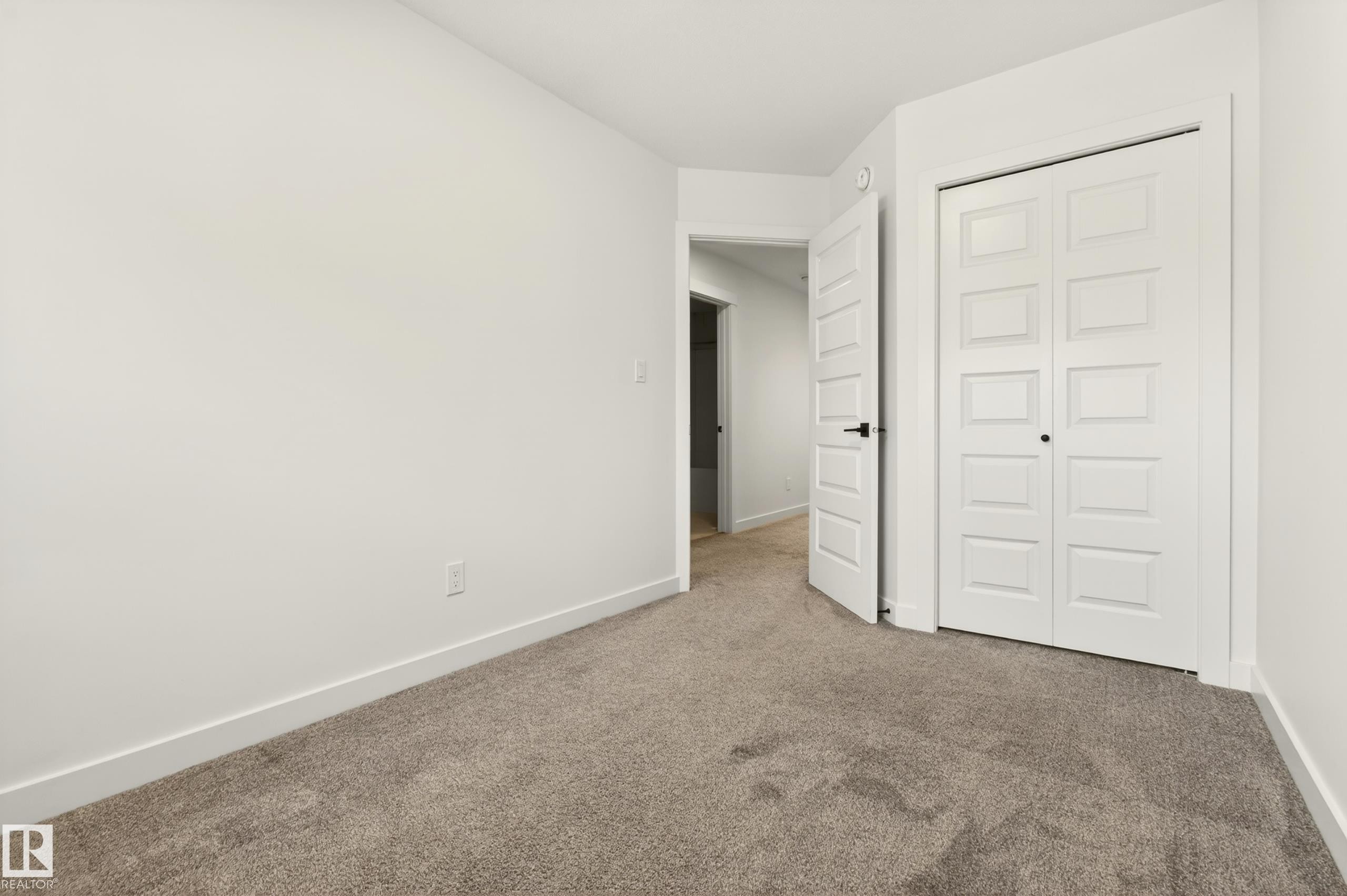 Unit 9 1910 Collip View, Edmonton, AB - Indoor Photo Showing Other Room