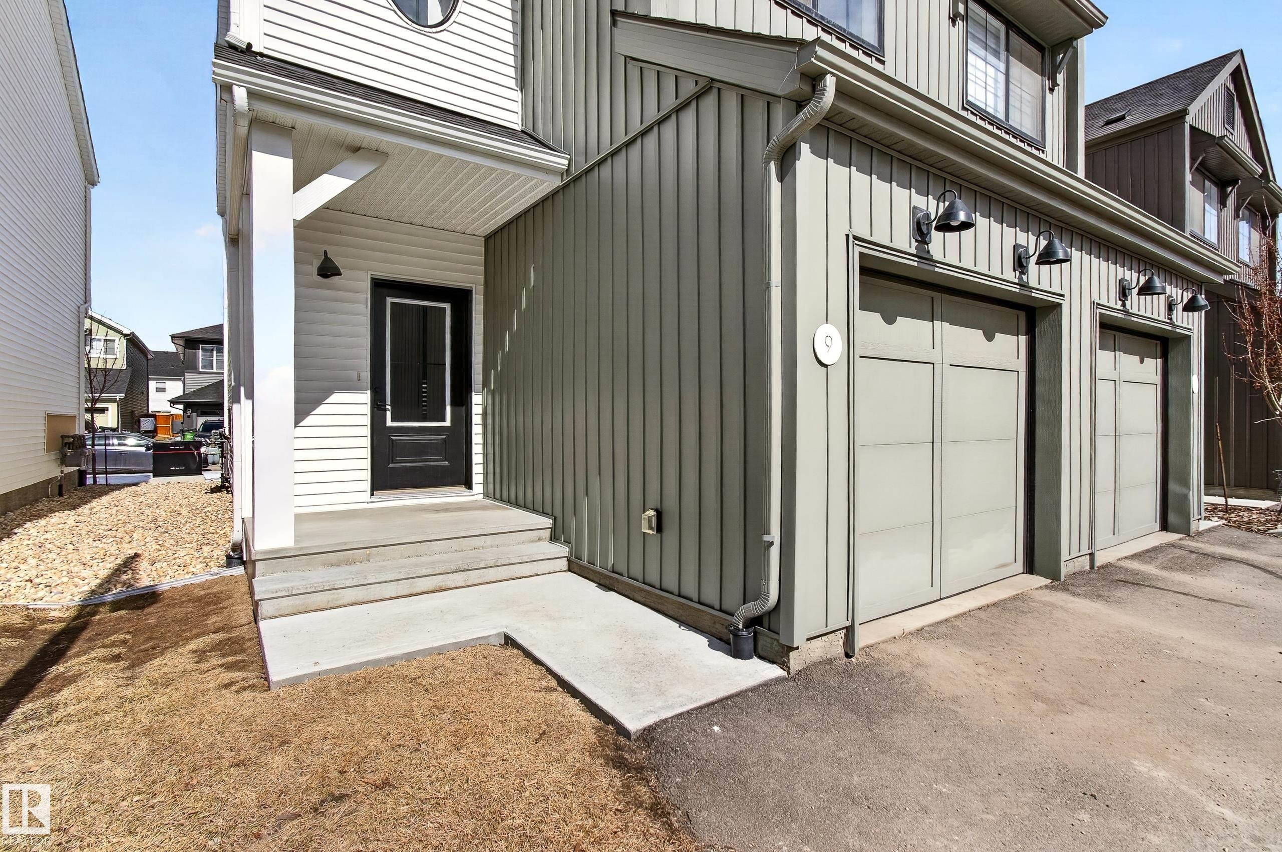 Unit 9 1910 Collip View, Edmonton, AB - Outdoor With Exterior