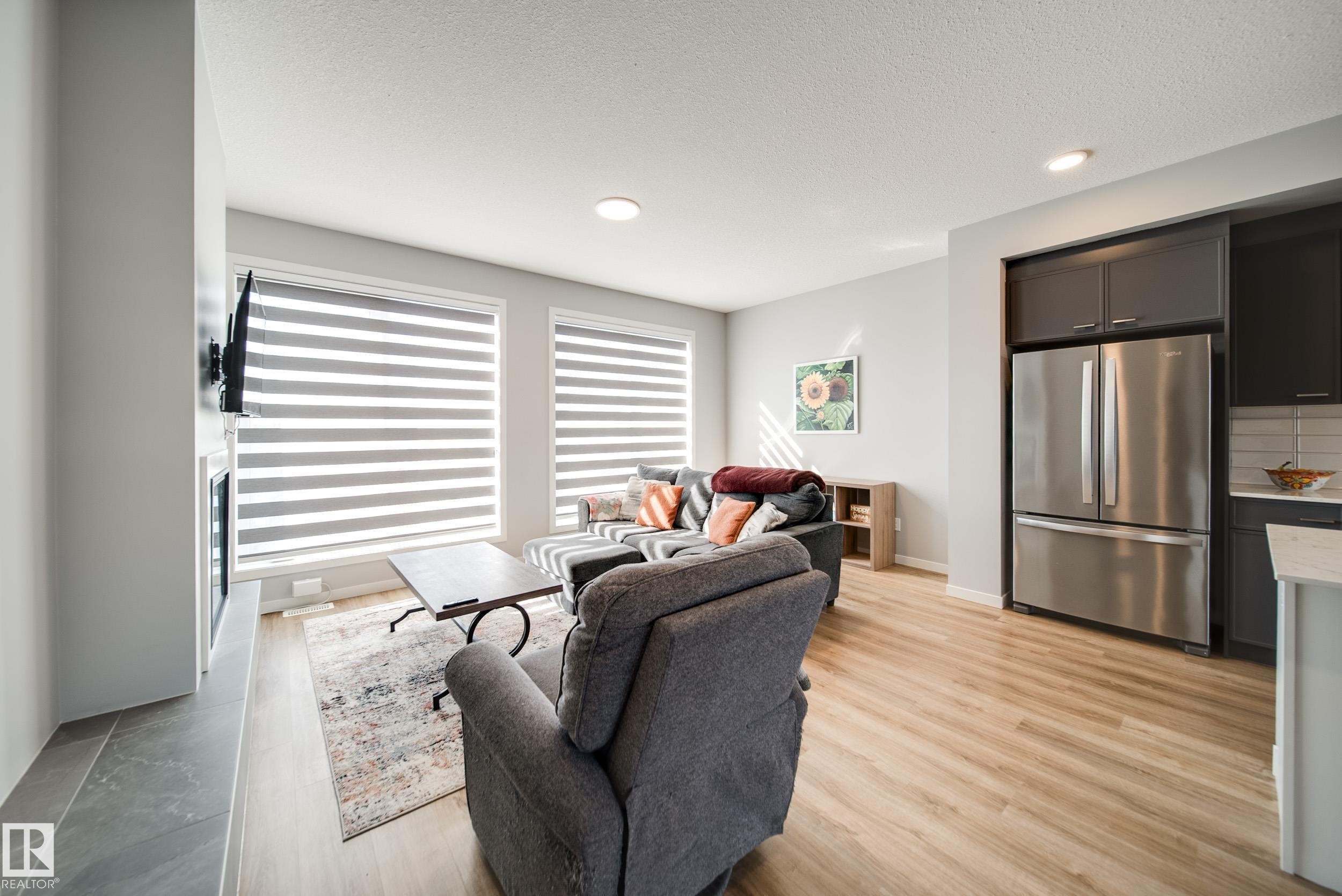 3330 Kulay Way, Edmonton, AB - Indoor