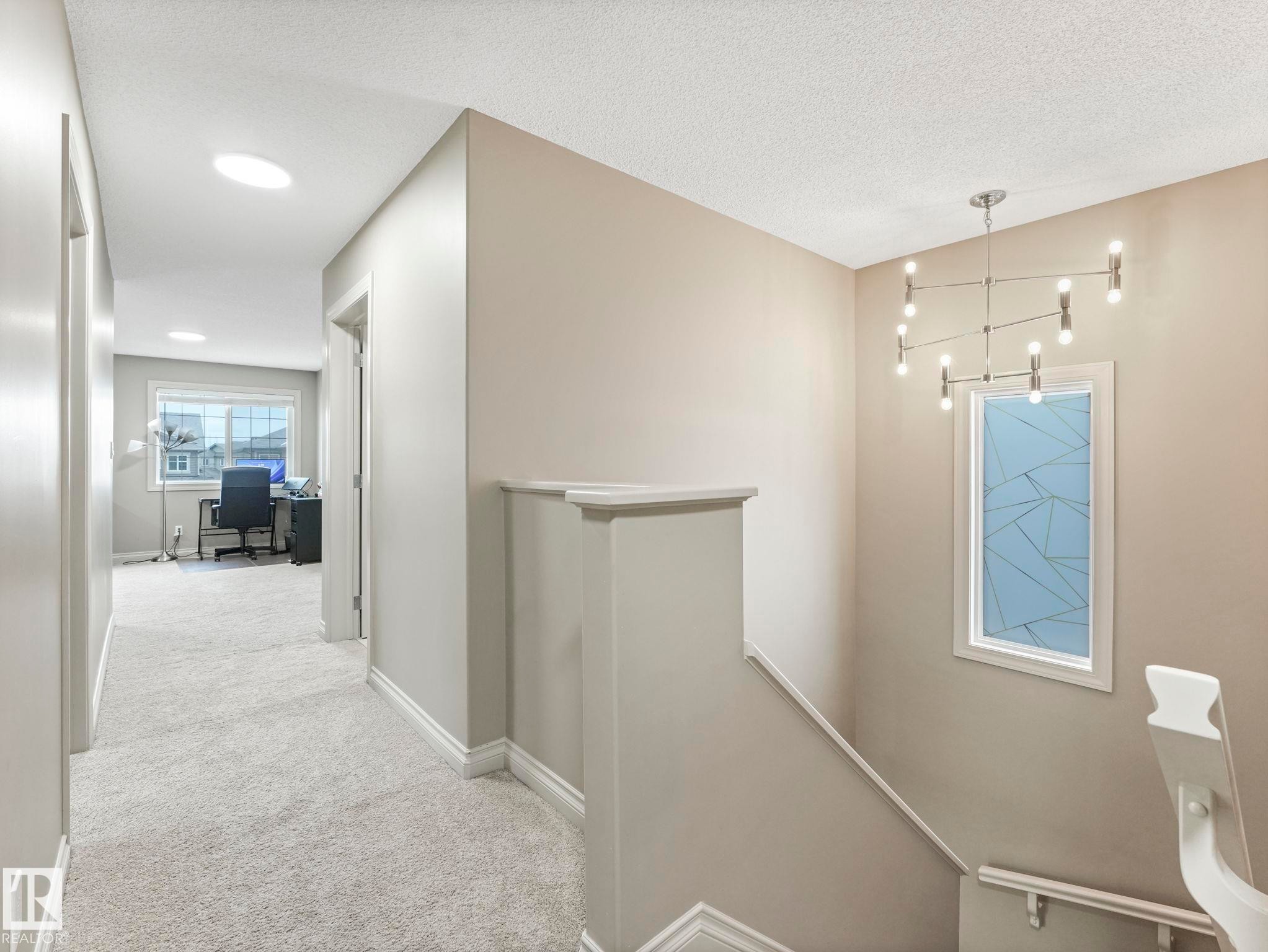 16412 12 Avenue, Edmonton, AB - Indoor Photo Showing Other Room