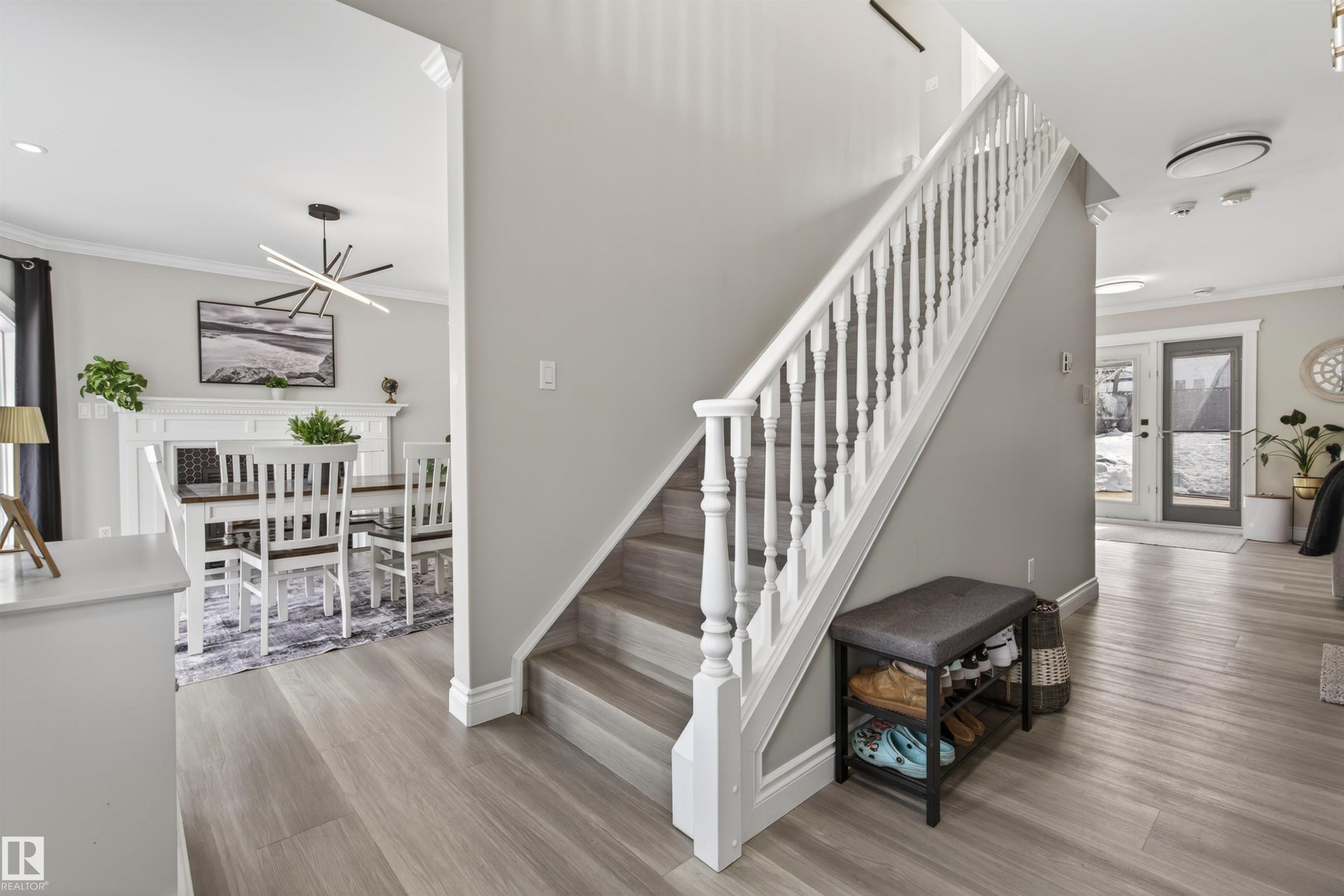 807 Beach Avenue, Cold Lake, AB - Indoor Photo Showing Other Room