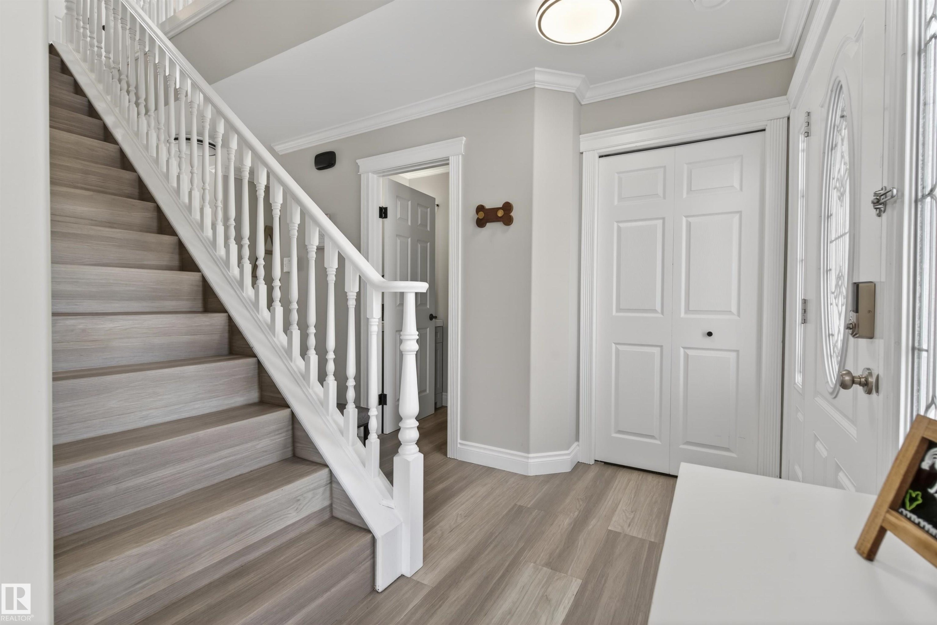 807 Beach Avenue, Cold Lake, AB - Indoor Photo Showing Other Room