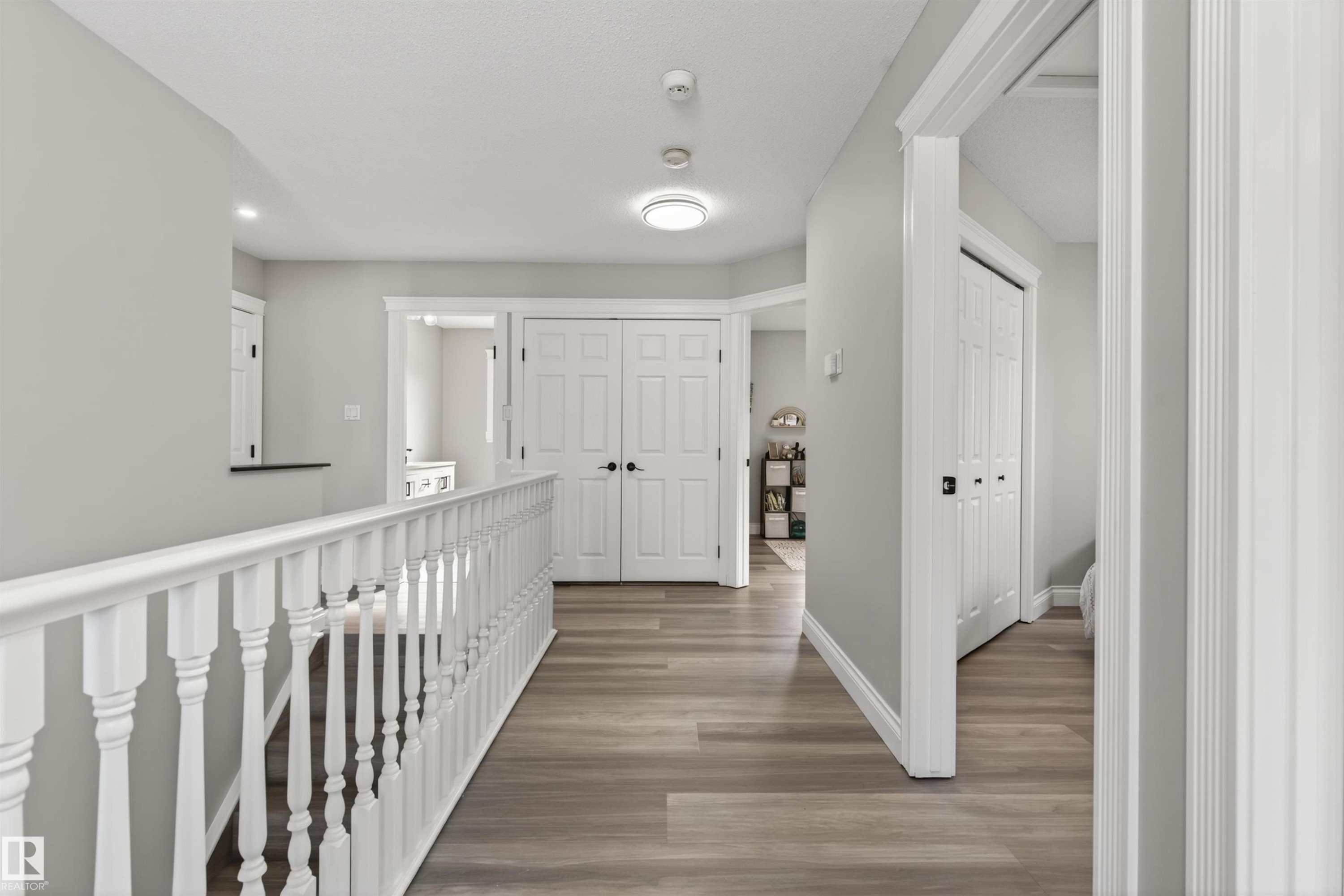 807 Beach Avenue, Cold Lake, AB - Indoor Photo Showing Other Room