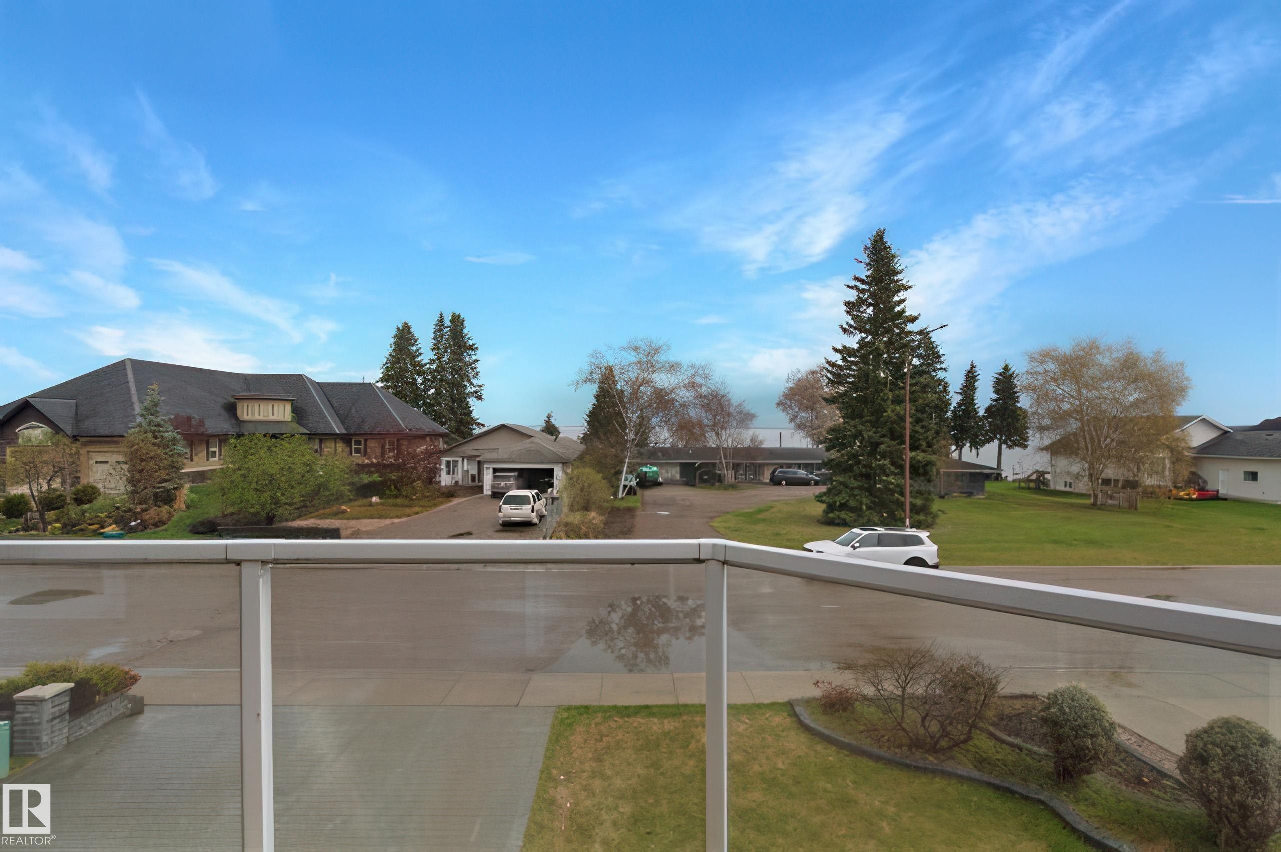 807 Beach Avenue, Cold Lake, AB - Outdoor