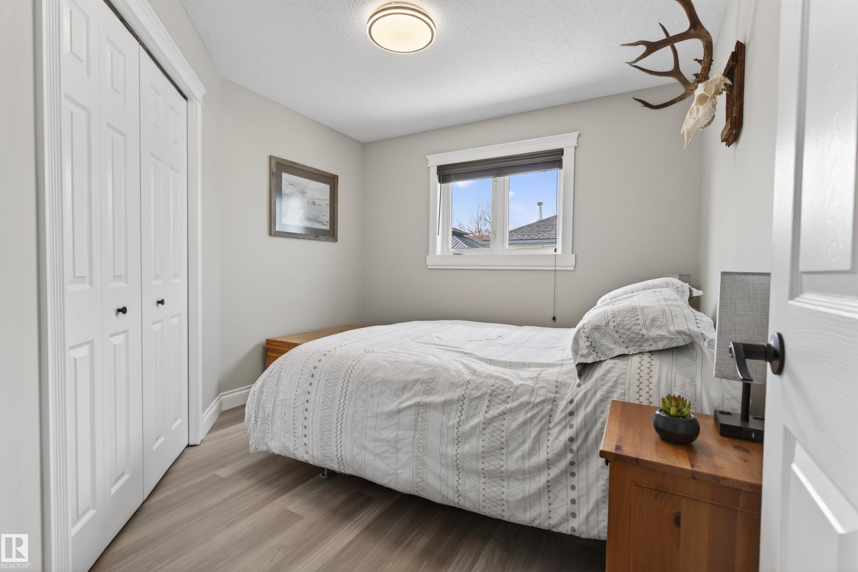807 Beach Avenue, Cold Lake, AB - Indoor Photo Showing Bedroom
