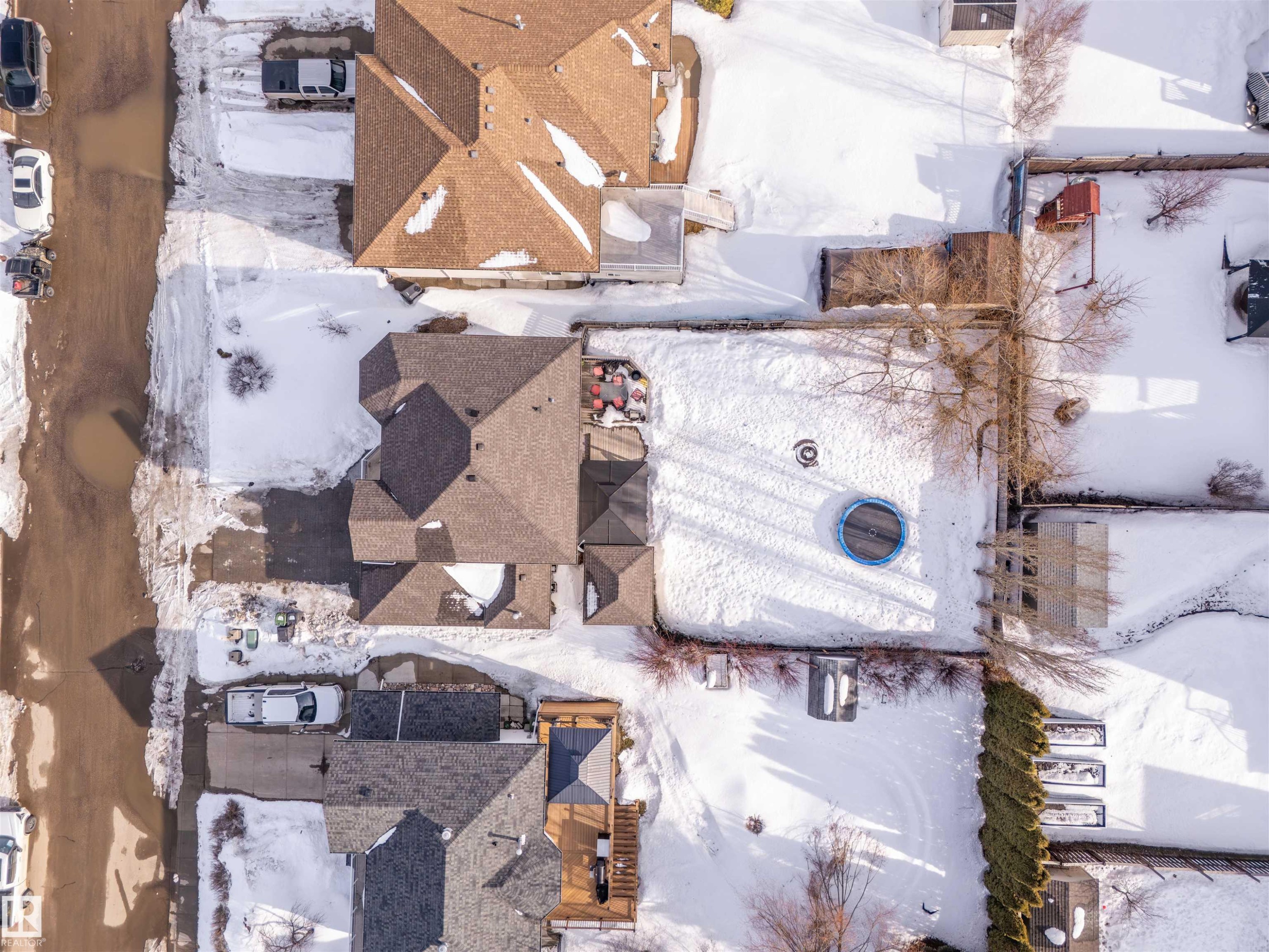 807 Beach Avenue, Cold Lake, AB - Outdoor