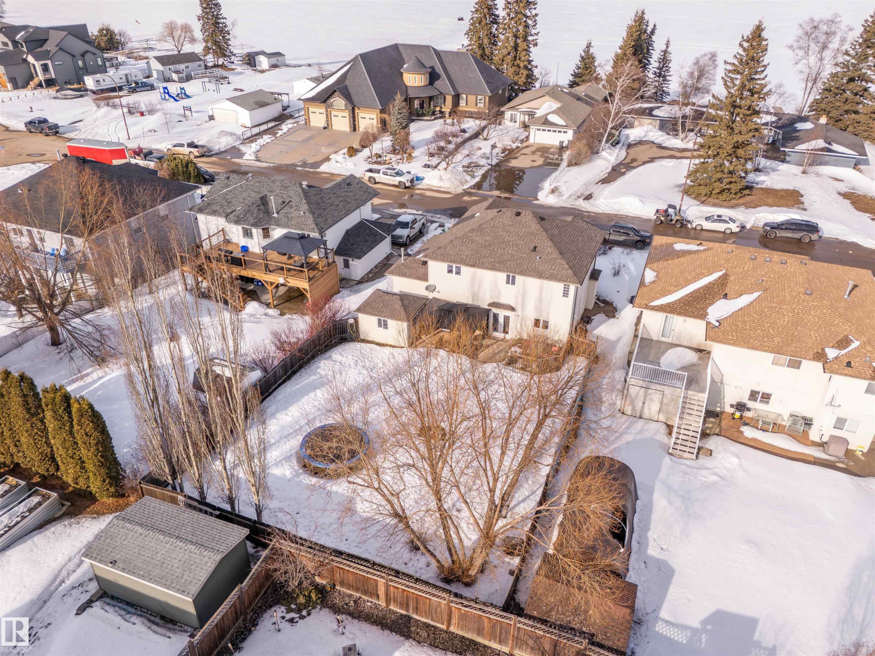 807 Beach Avenue, Cold Lake, AB - Outdoor With View
