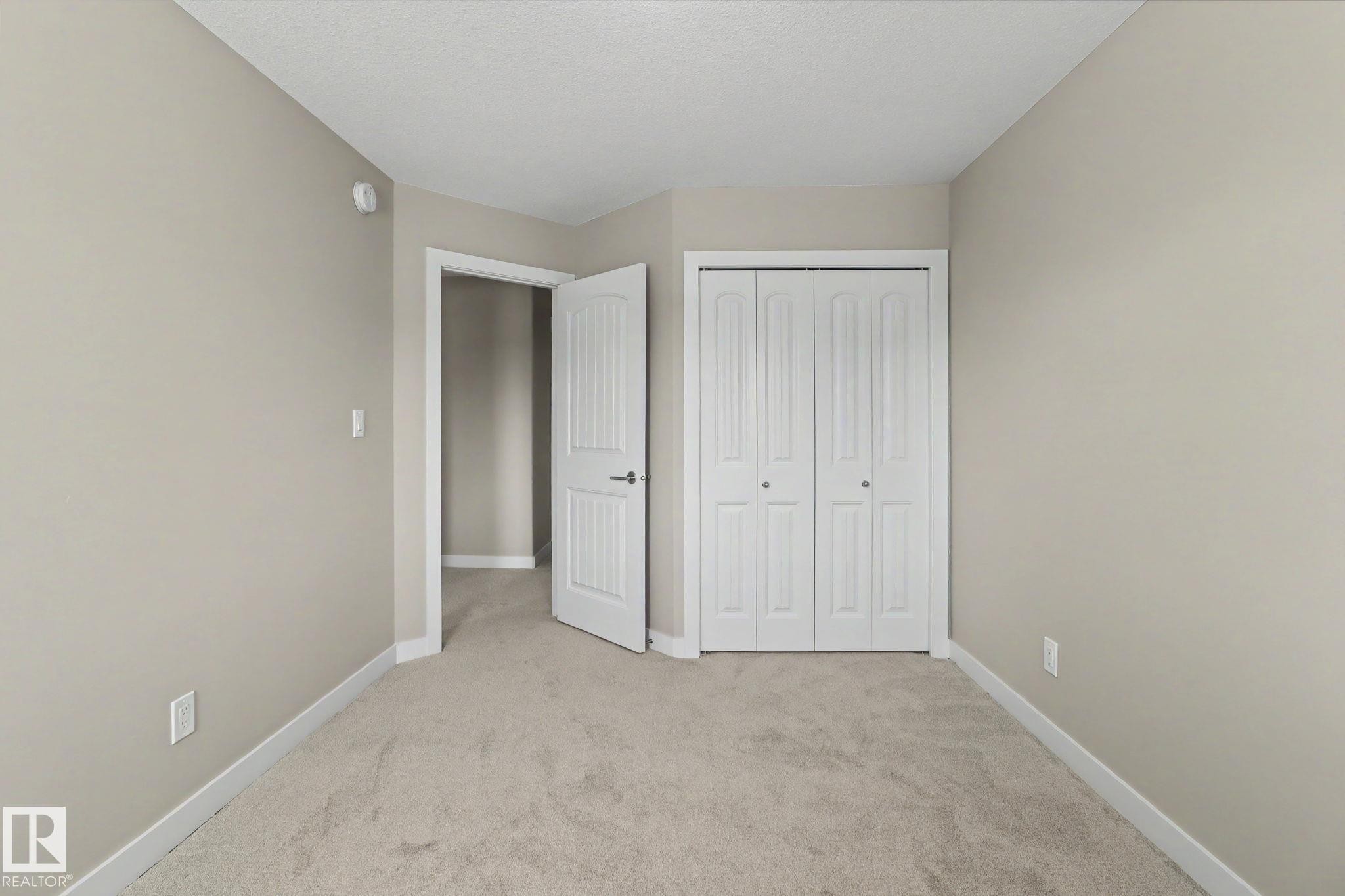 2547 Amerongen Crescent, Edmonton, AB - Indoor